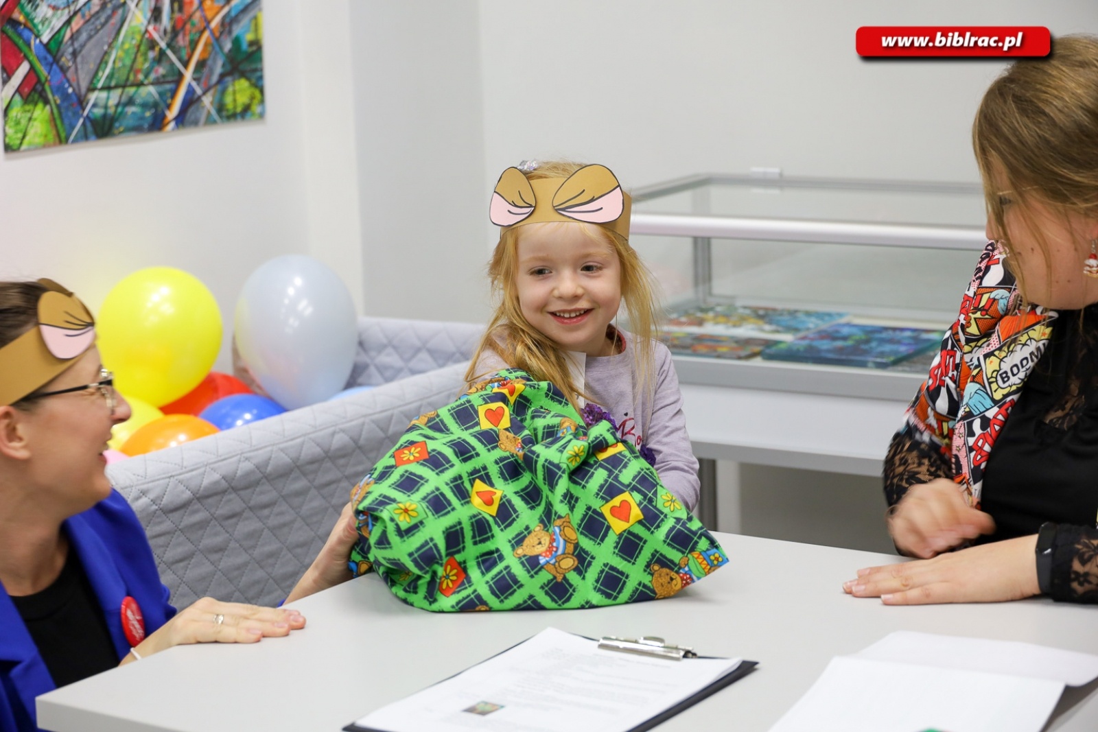 Zdjęcie w galerii na portalu naszraciborz.pl: Stumilowy Las wyrósł w bibliotece. Za nami Urodziny Kubusia Puchatka wiadomości z regionu