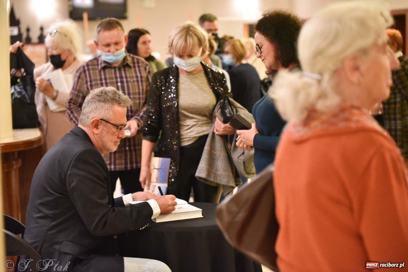 Zdjęcie w galerii na portalu naszraciborz.pl: Muzyczna sjesta zawitała do Raciborza wiadomości z regionu