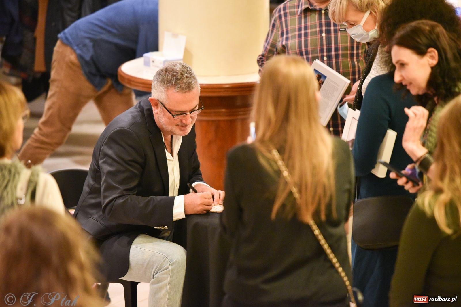 Zdjęcie w galerii na portalu naszraciborz.pl: Muzyczna sjesta zawitała do Raciborza wiadomości z regionu