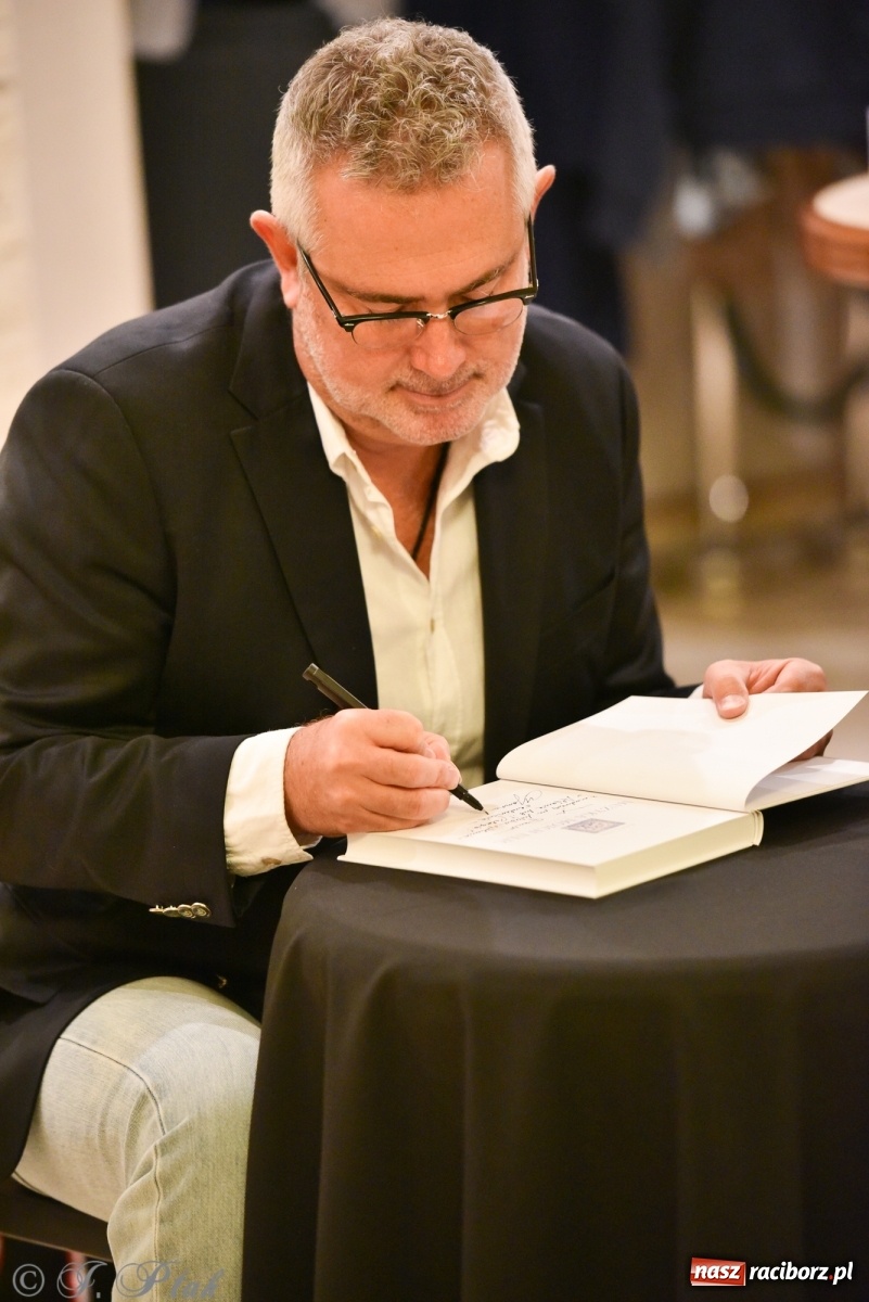 Zdjęcie w galerii na portalu naszraciborz.pl: Muzyczna sjesta zawitała do Raciborza wiadomości z regionu