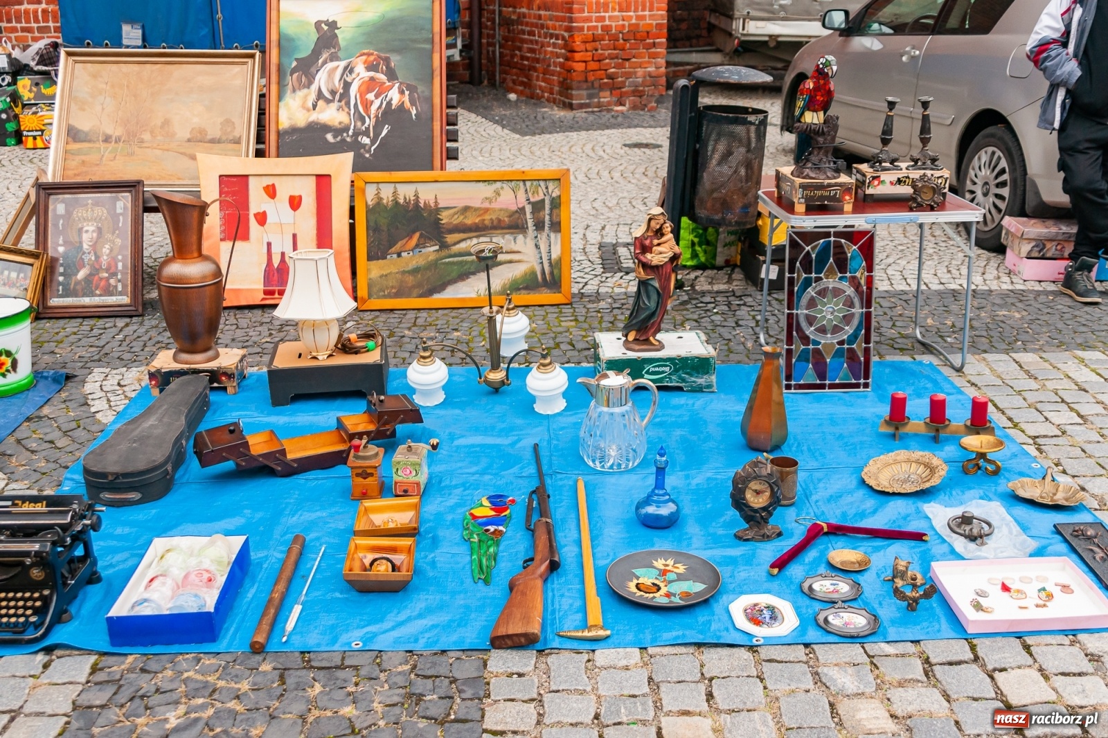 Zdjęcie w galerii na portalu naszraciborz.pl: IV Jarmark Staroci w Raciborzu [FOTO i WIDEO] wiadomości z regionu