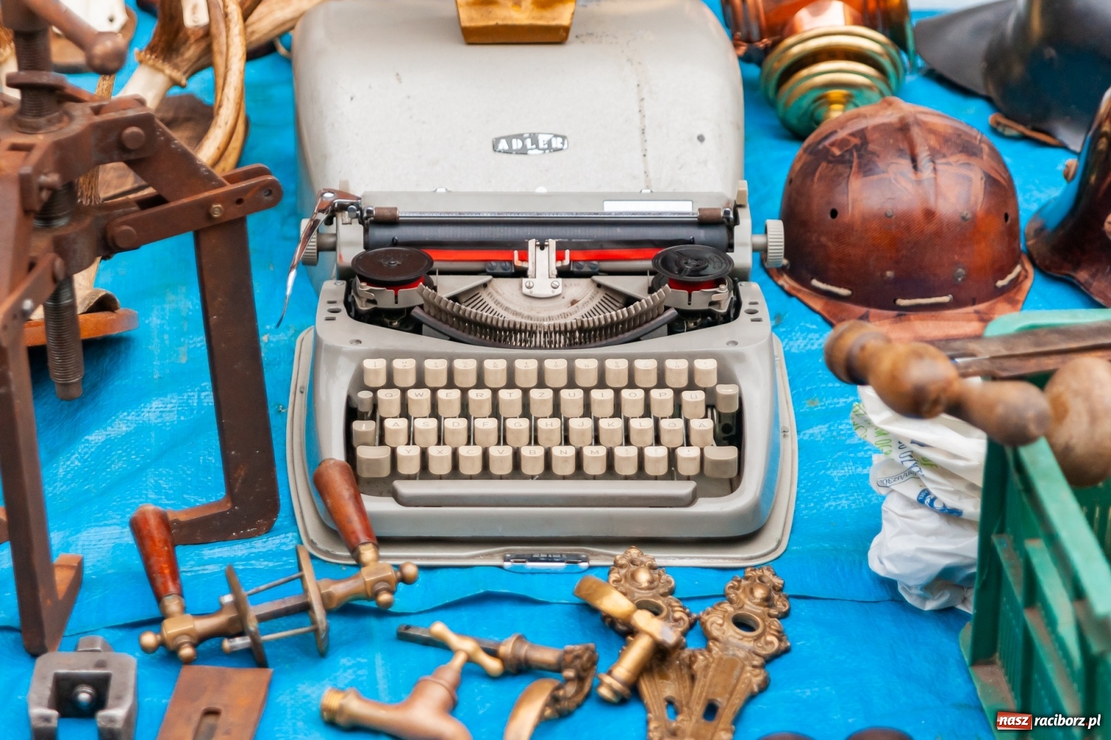 Zdjęcie w galerii na portalu naszraciborz.pl: IV Jarmark Staroci w Raciborzu [FOTO i WIDEO] wiadomości z regionu