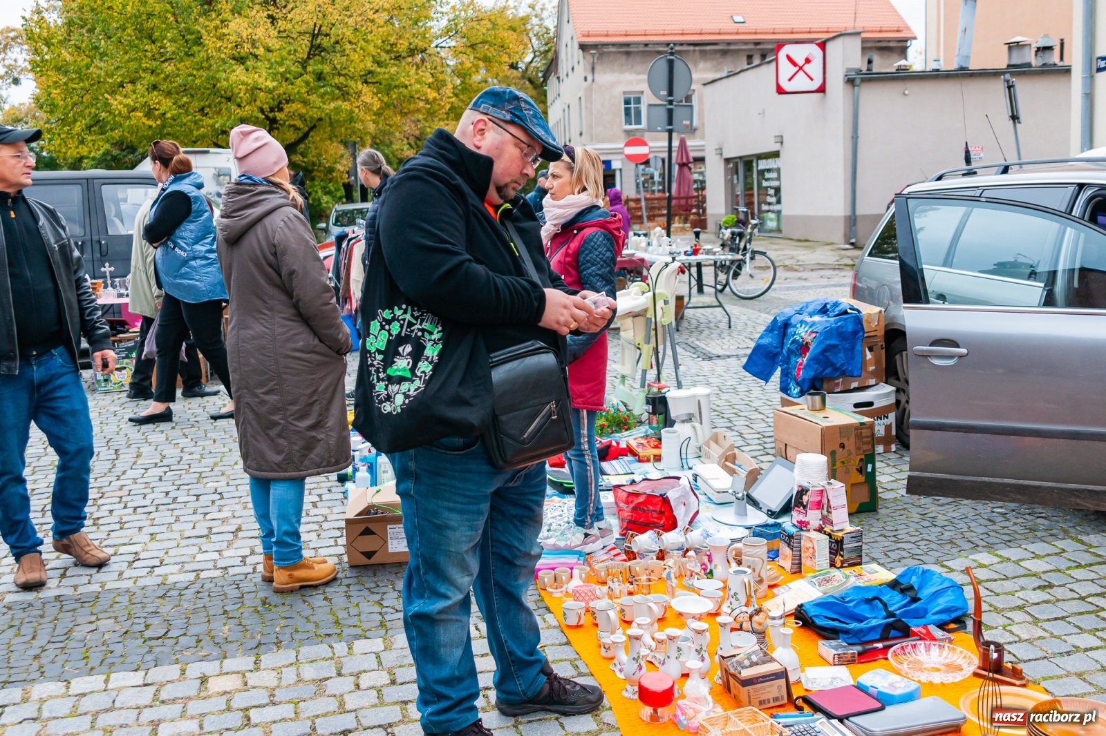 Zdjęcie w galerii na portalu naszraciborz.pl: IV Jarmark Staroci w Raciborzu [FOTO i WIDEO] wiadomości z regionu