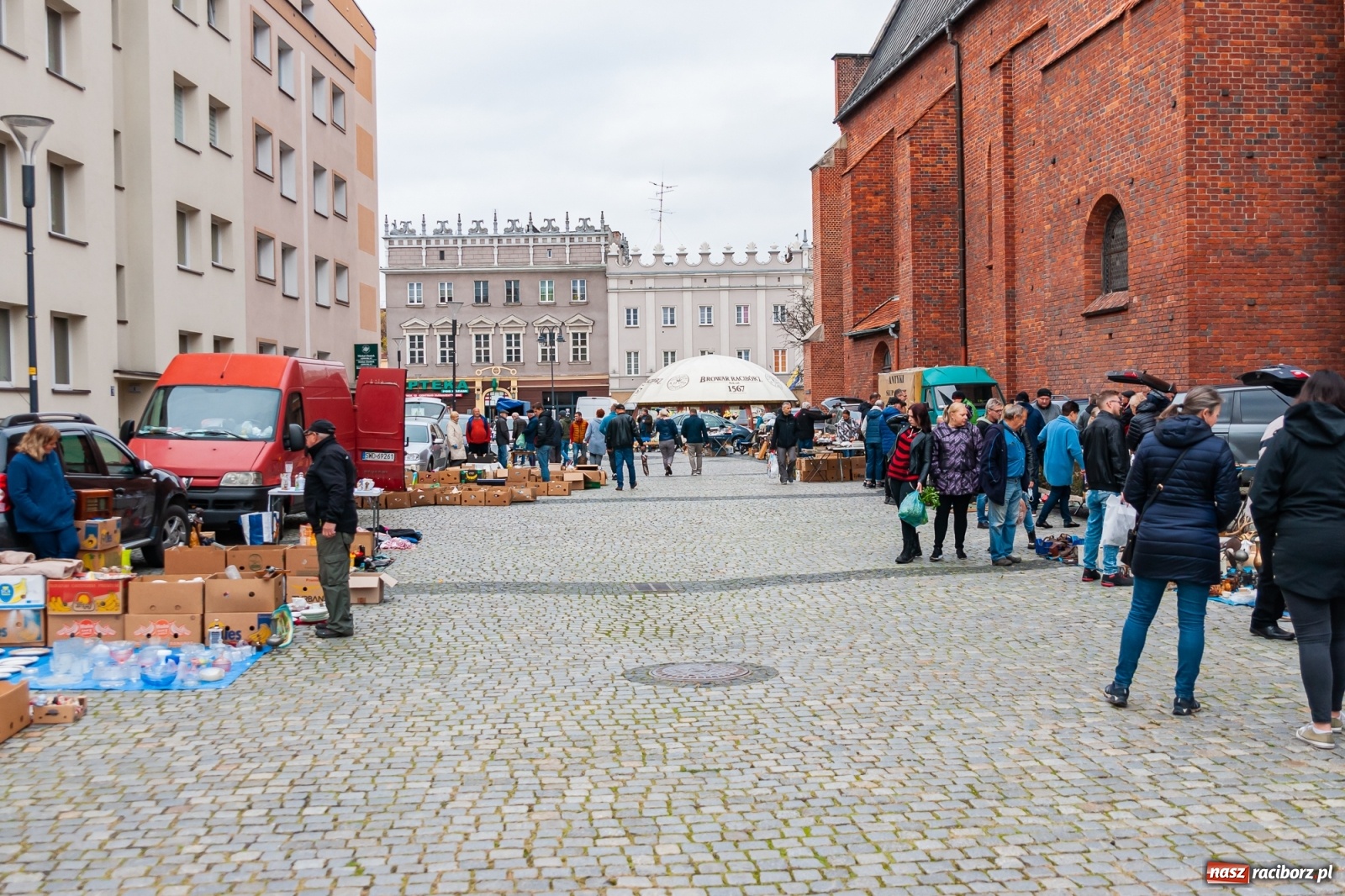 Zdjęcie w galerii na portalu naszraciborz.pl: IV Jarmark Staroci w Raciborzu [FOTO i WIDEO] wiadomości z regionu