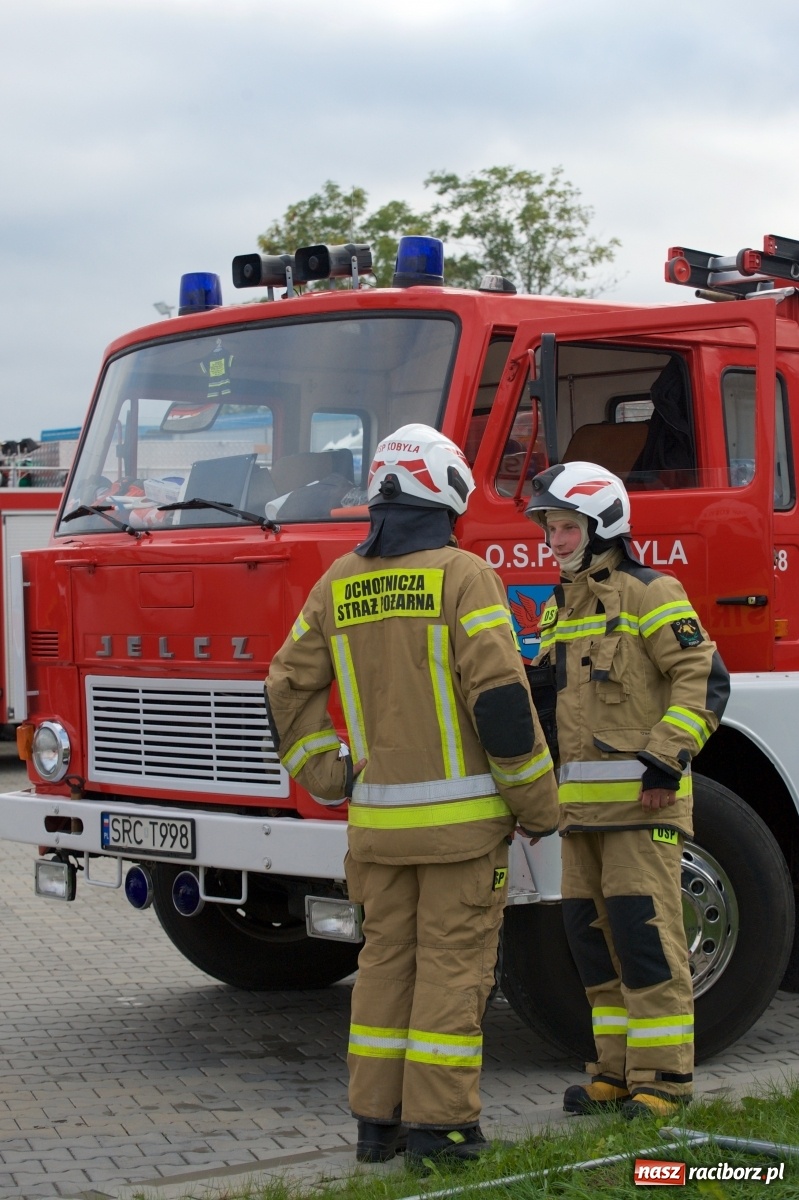 Zdjęcie w galerii na portalu naszraciborz.pl: Trzy scenariusze strażackich ćwiczeń w Eko-Oknach [FOTO i WIDEO] wiadomości z regionu