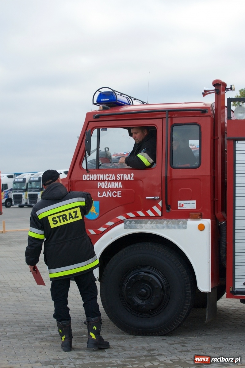 Zdjęcie w galerii na portalu naszraciborz.pl: Trzy scenariusze strażackich ćwiczeń w Eko-Oknach [FOTO i WIDEO] wiadomości z regionu