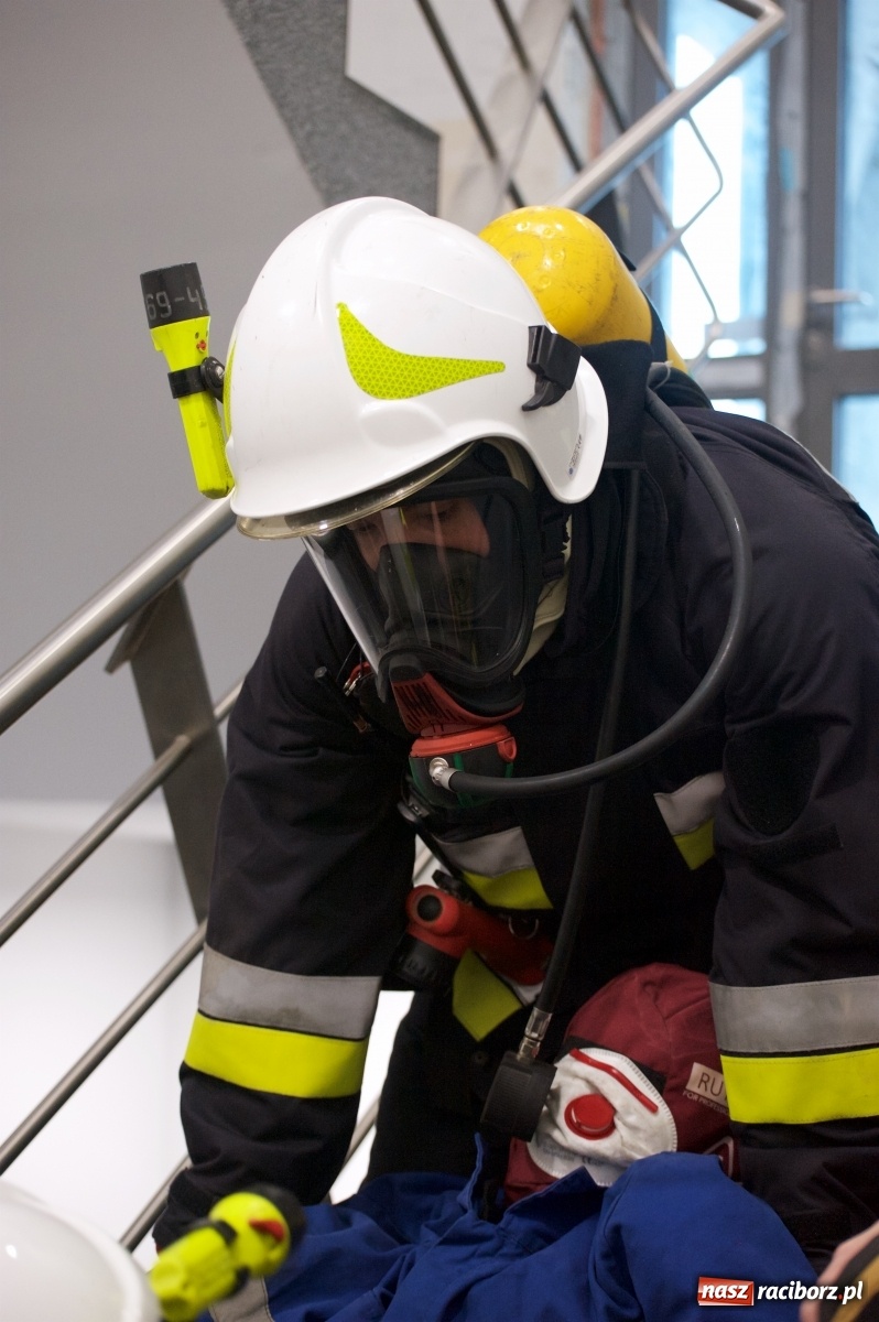 Zdjęcie w galerii na portalu naszraciborz.pl: Trzy scenariusze strażackich ćwiczeń w Eko-Oknach [FOTO i WIDEO] wiadomości z regionu