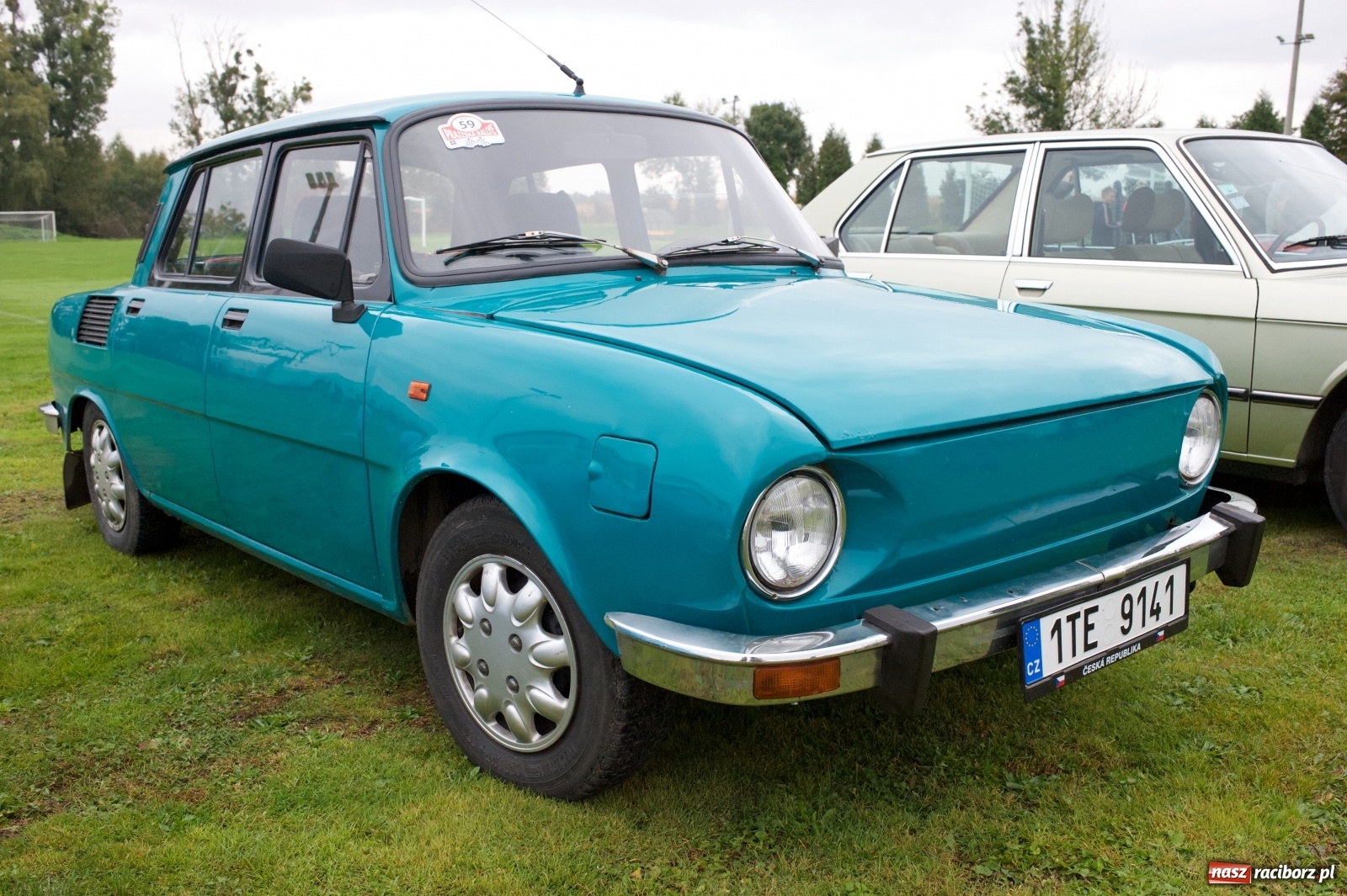 Zdjęcie w galerii na portalu naszraciborz.pl: Amerykański krążownik szos na zlocie w Zabełkowie [FOTO i WIDEO] wiadomości z regionu