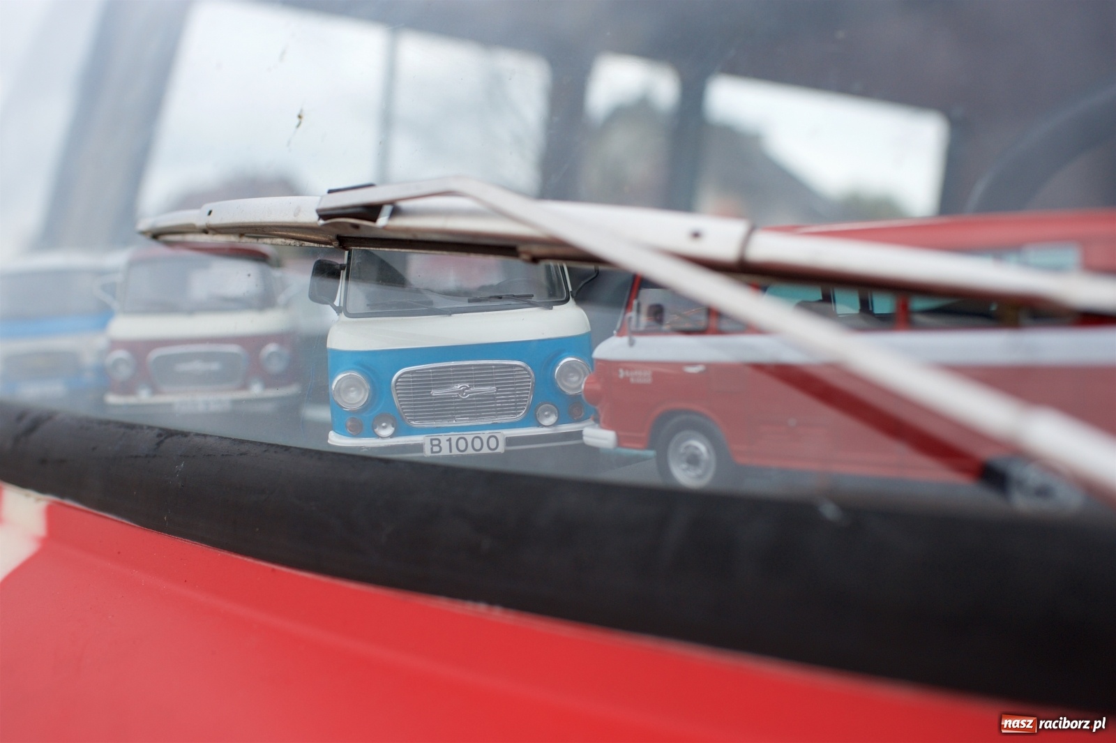 Zdjęcie w galerii na portalu naszraciborz.pl: Amerykański krążownik szos na zlocie w Zabełkowie [FOTO i WIDEO] wiadomości z regionu