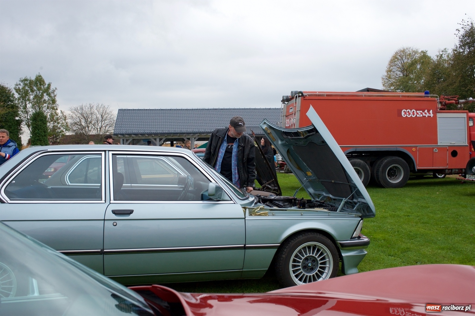 Zdjęcie w galerii na portalu naszraciborz.pl: Amerykański krążownik szos na zlocie w Zabełkowie [FOTO i WIDEO] wiadomości z regionu