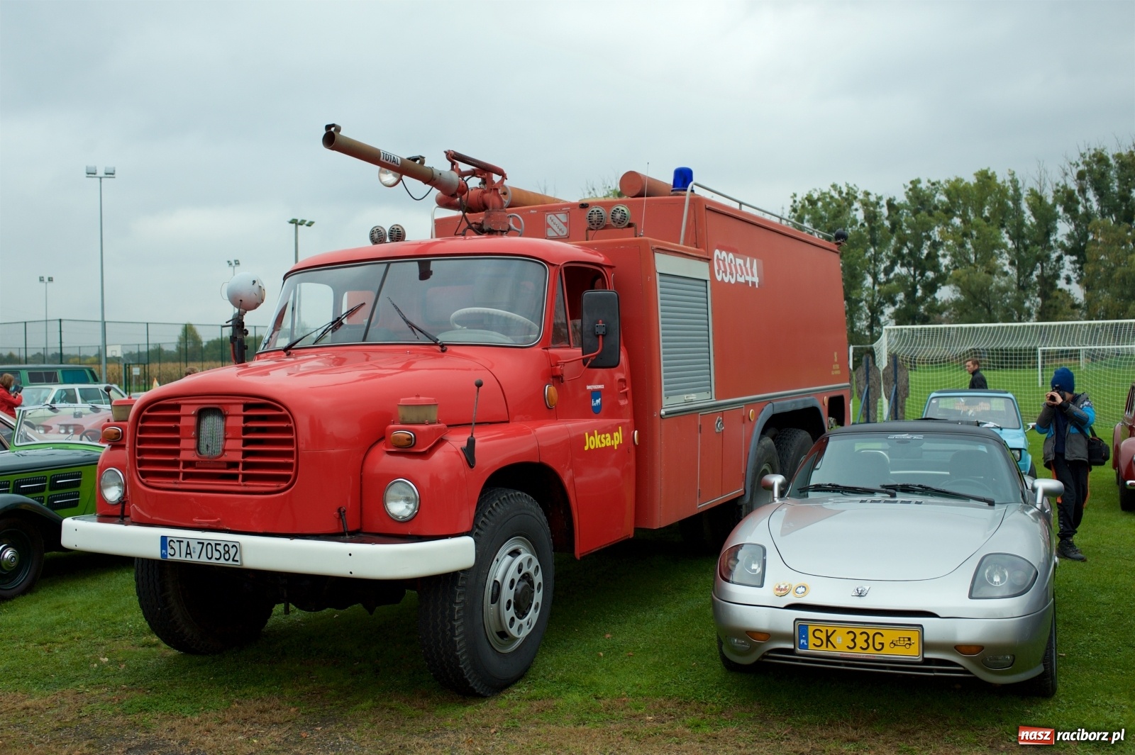 Zdjęcie w galerii na portalu naszraciborz.pl: Amerykański krążownik szos na zlocie w Zabełkowie [FOTO i WIDEO] wiadomości z regionu