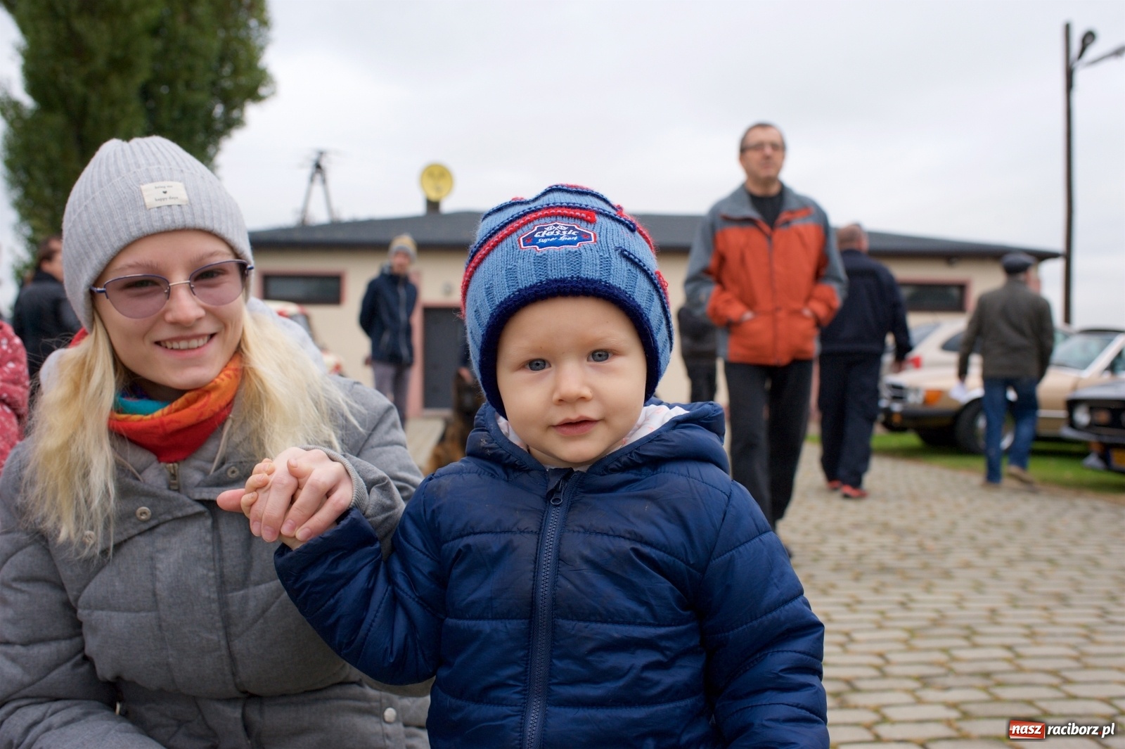 Zdjęcie w galerii na portalu naszraciborz.pl: Amerykański krążownik szos na zlocie w Zabełkowie [FOTO i WIDEO] wiadomości z regionu