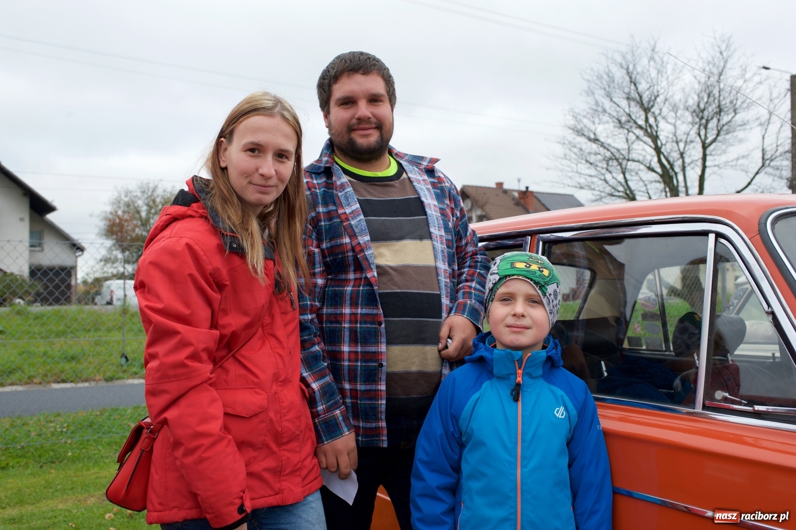 Zdjęcie w galerii na portalu naszraciborz.pl: Amerykański krążownik szos na zlocie w Zabełkowie [FOTO i WIDEO] wiadomości z regionu