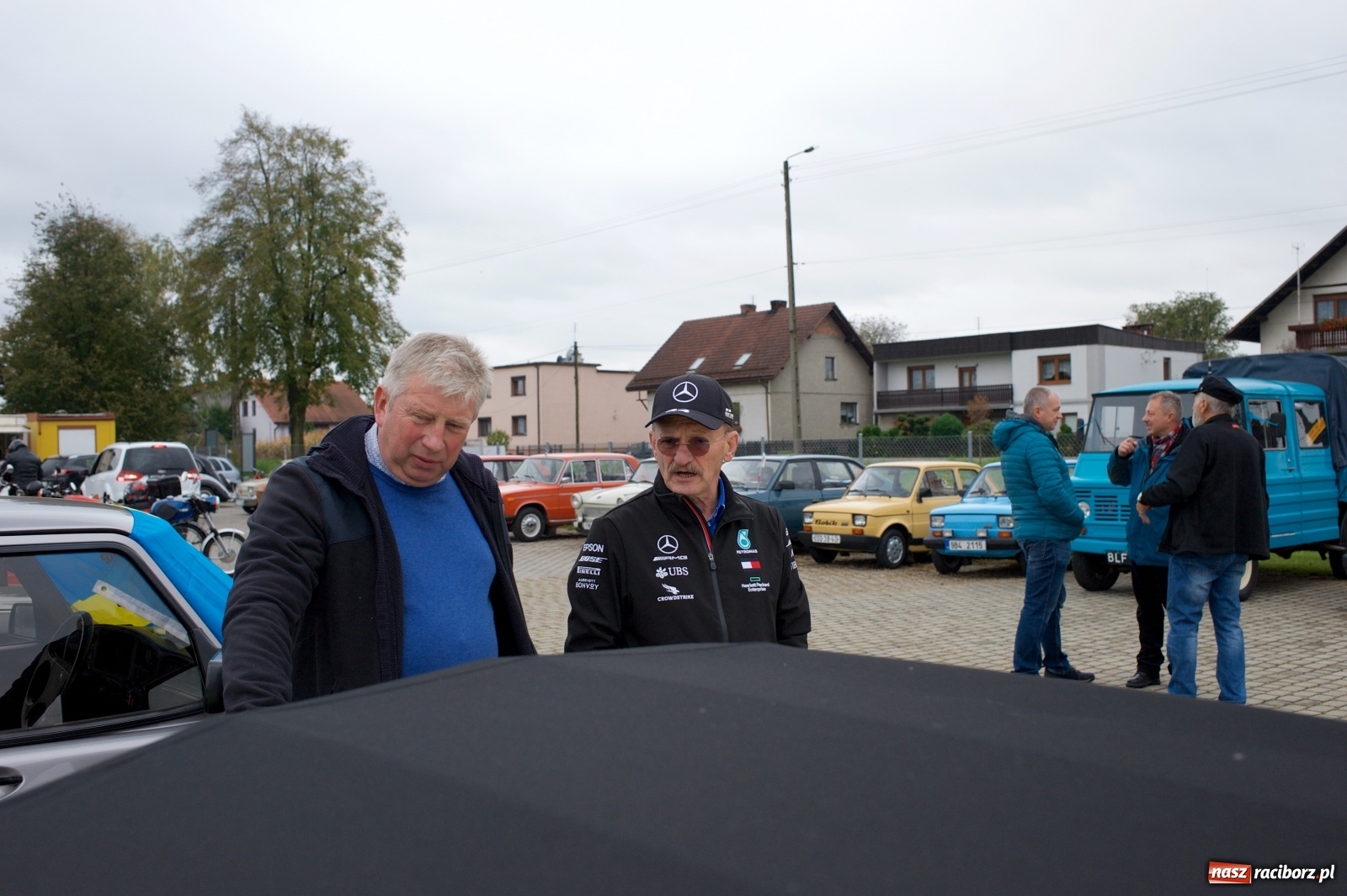Zdjęcie w galerii na portalu naszraciborz.pl: Amerykański krążownik szos na zlocie w Zabełkowie [FOTO i WIDEO] wiadomości z regionu