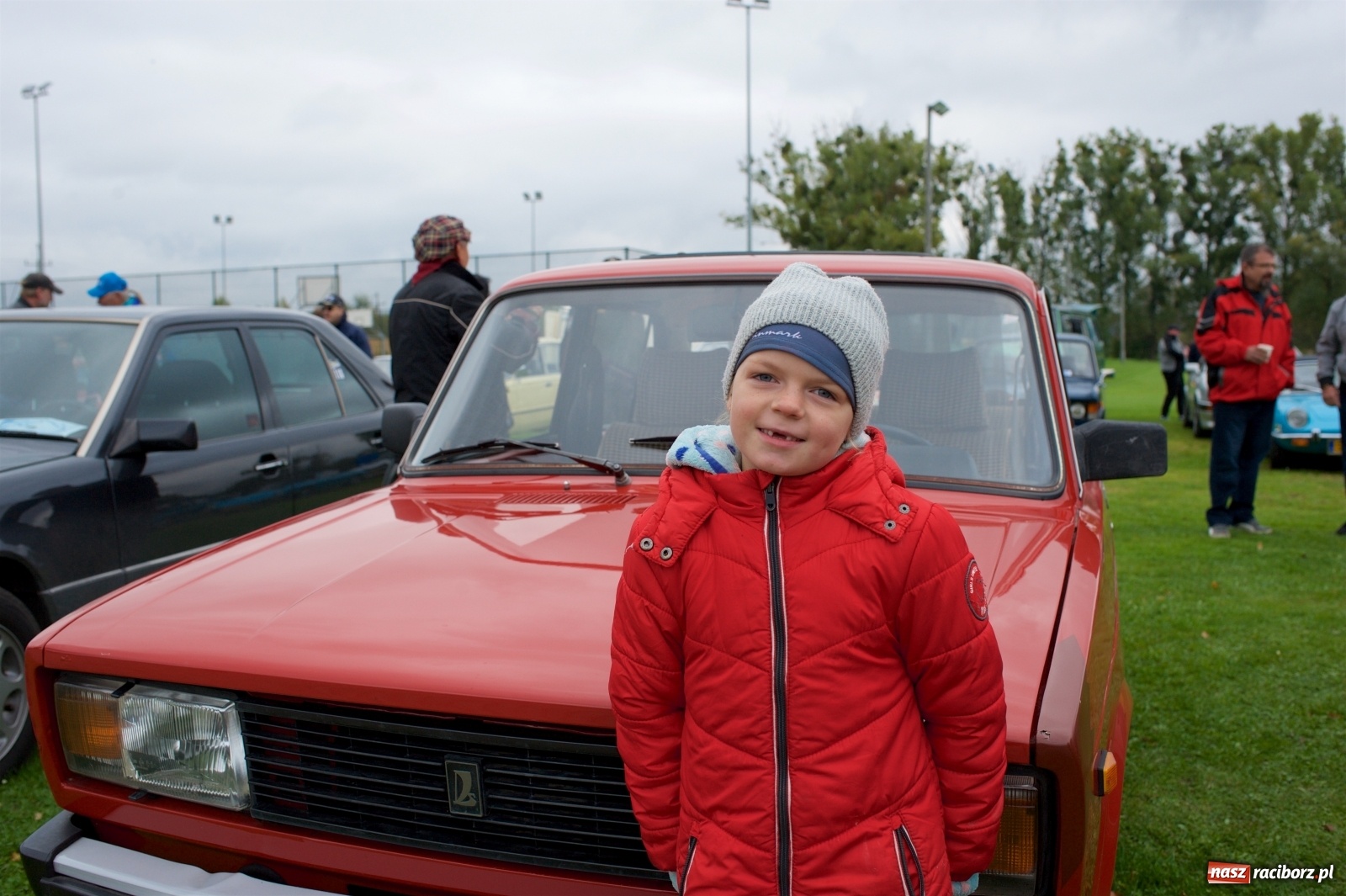 Zdjęcie w galerii na portalu naszraciborz.pl: Amerykański krążownik szos na zlocie w Zabełkowie [FOTO i WIDEO] wiadomości z regionu