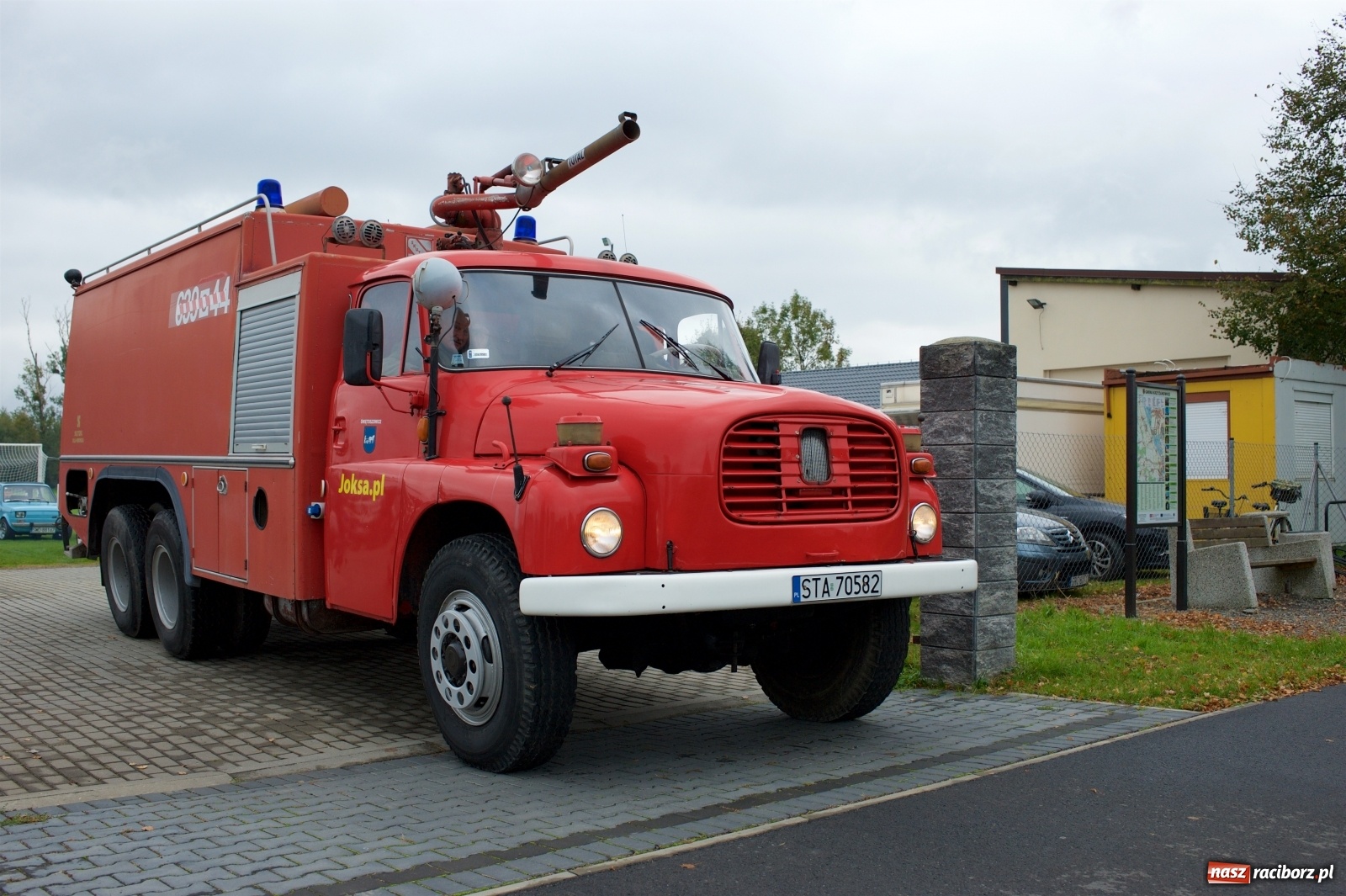 Zdjęcie w galerii na portalu naszraciborz.pl: Amerykański krążownik szos na zlocie w Zabełkowie [FOTO i WIDEO] wiadomości z regionu