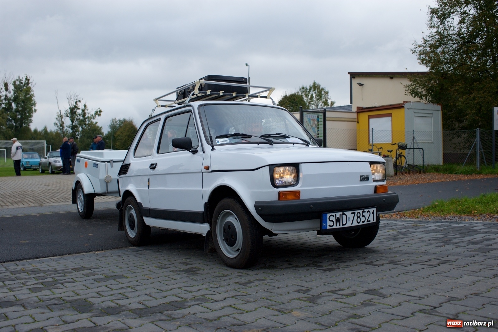 Zdjęcie w galerii na portalu naszraciborz.pl: Amerykański krążownik szos na zlocie w Zabełkowie [FOTO i WIDEO] wiadomości z regionu