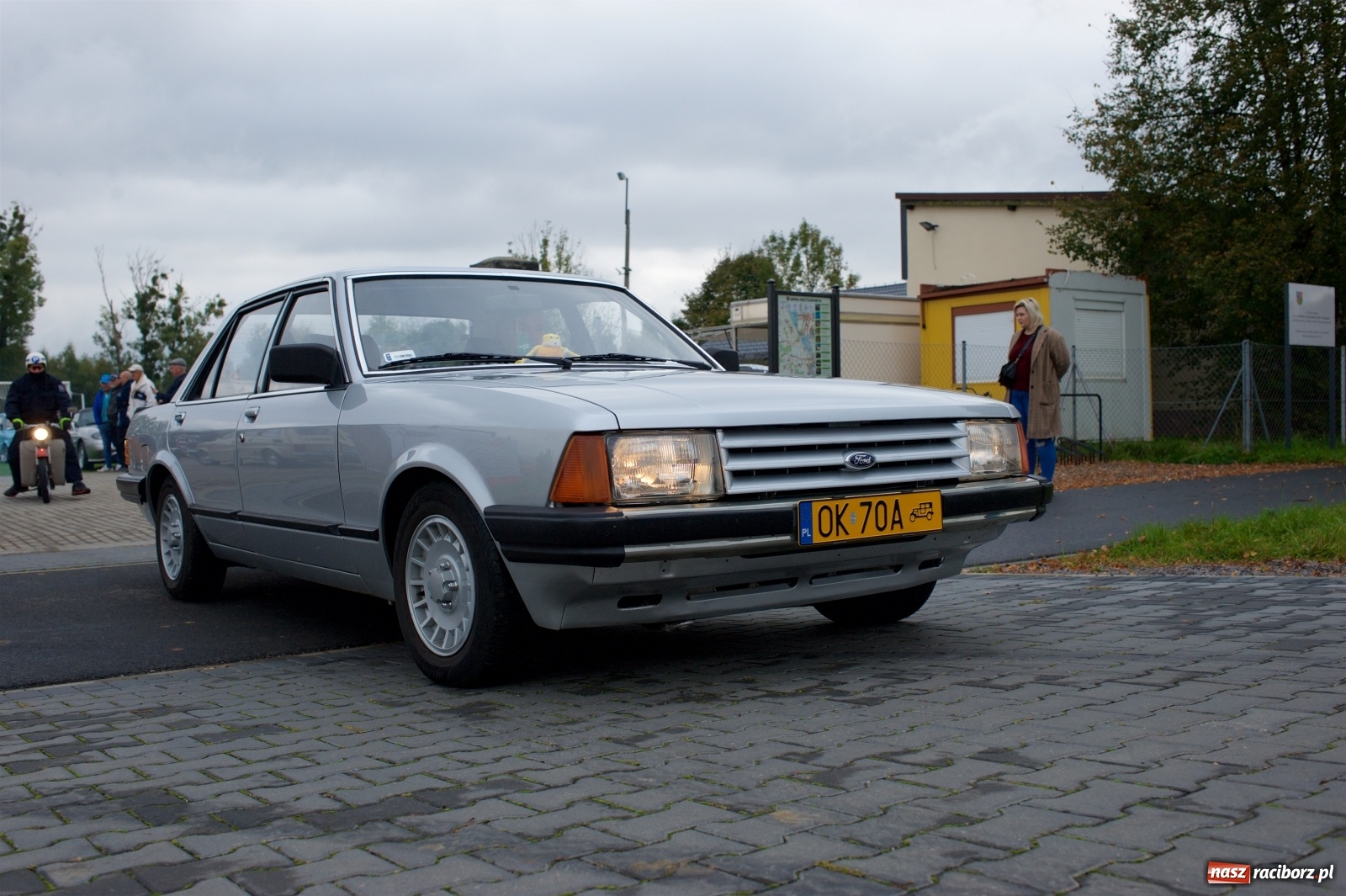 Zdjęcie w galerii na portalu naszraciborz.pl: Amerykański krążownik szos na zlocie w Zabełkowie [FOTO i WIDEO] wiadomości z regionu