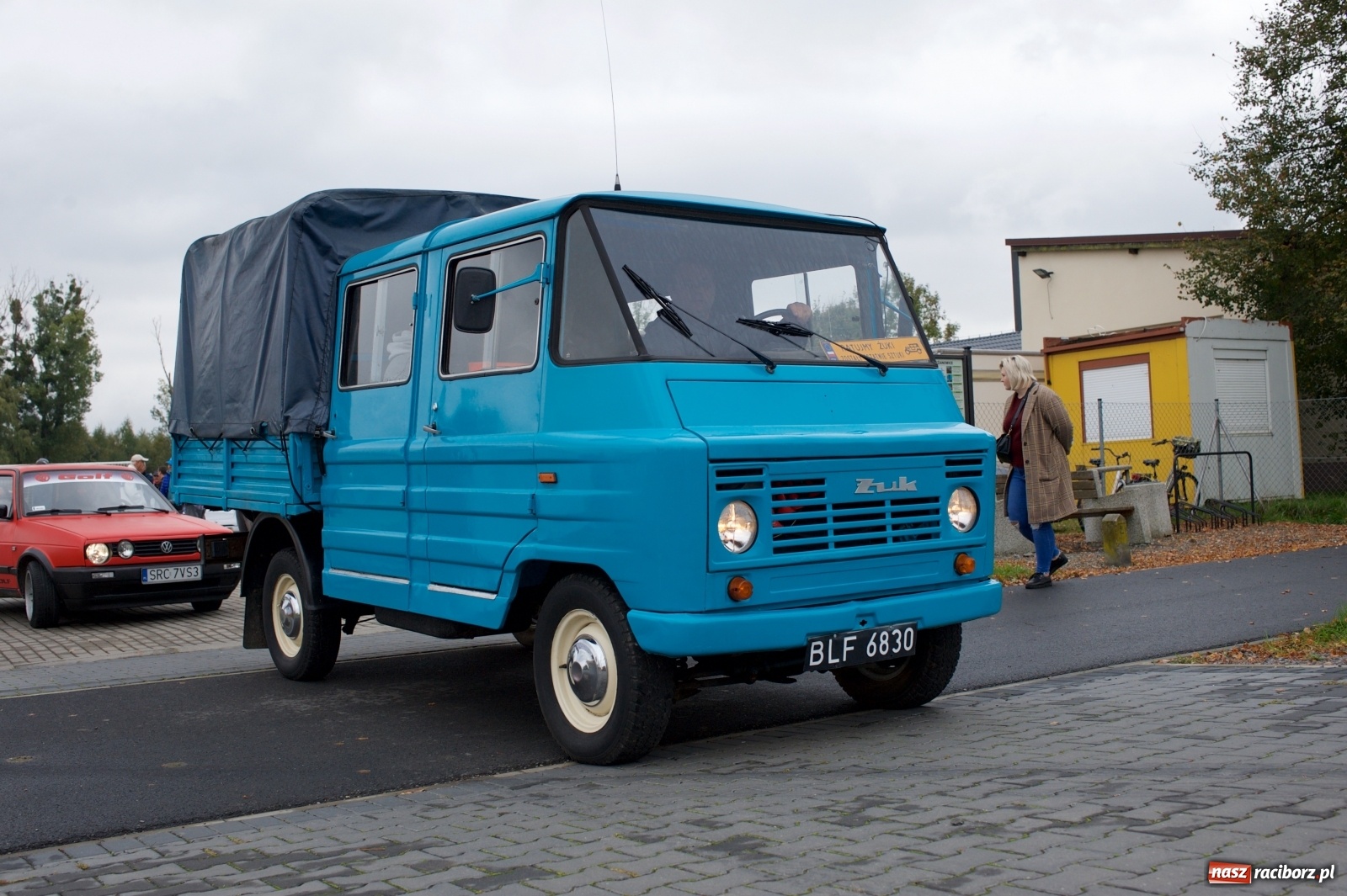 Zdjęcie w galerii na portalu naszraciborz.pl: Amerykański krążownik szos na zlocie w Zabełkowie [FOTO i WIDEO] wiadomości z regionu
