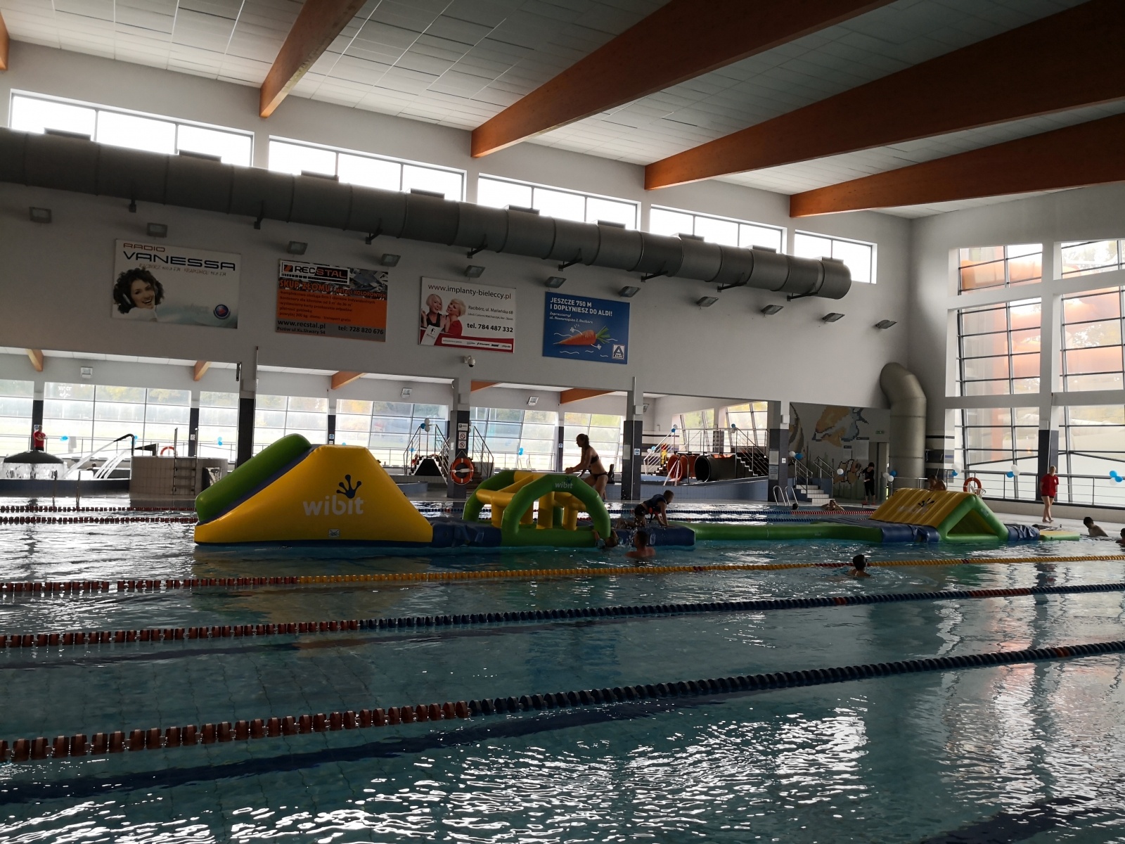 Zdjęcie w galerii na portalu naszraciborz.pl: Raciborski aquapark przy Zamkowej znów tętni życiem! wiadomości z regionu