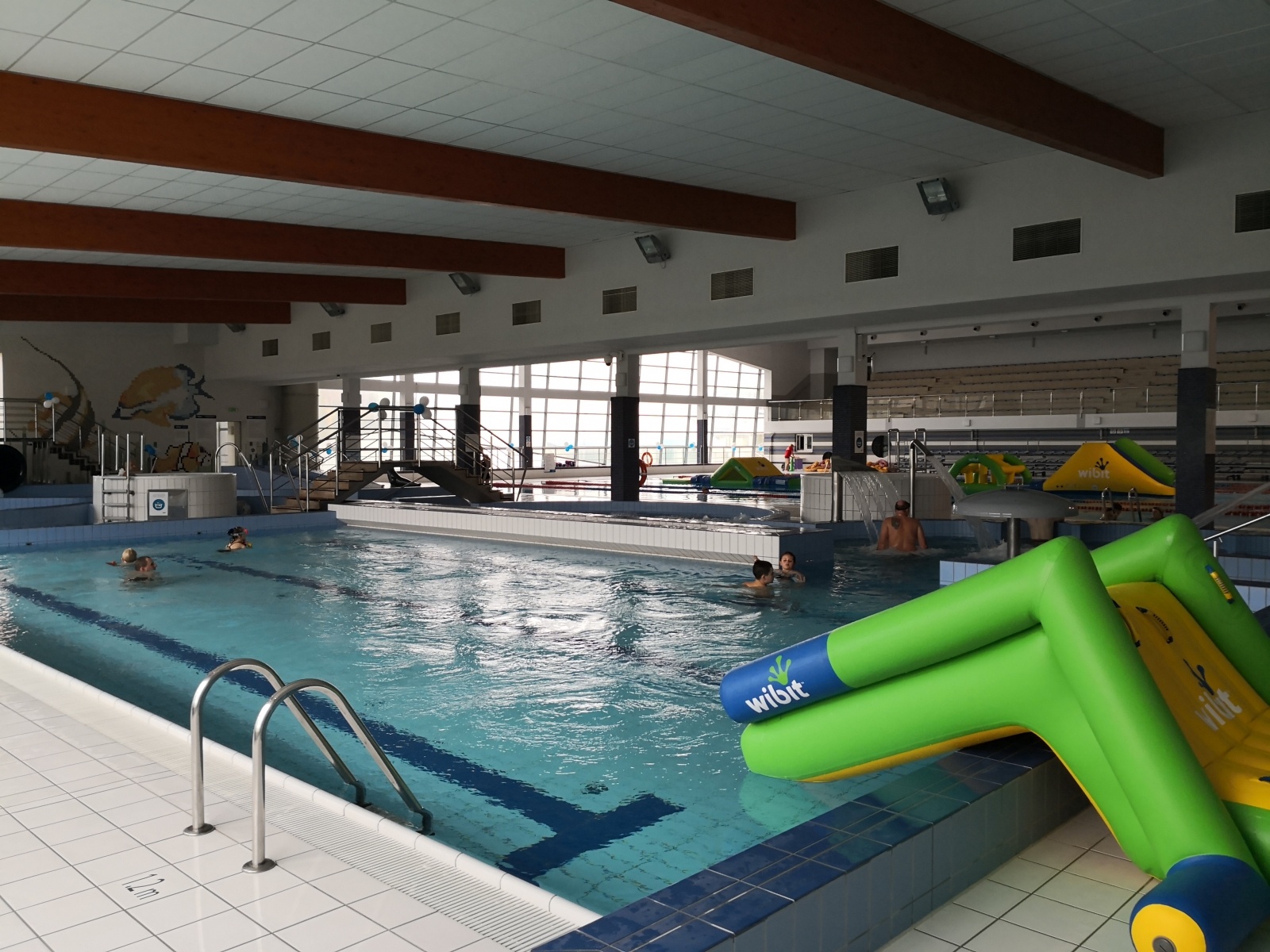 Zdjęcie w galerii na portalu naszraciborz.pl: Raciborski aquapark przy Zamkowej znów tętni życiem! wiadomości z regionu