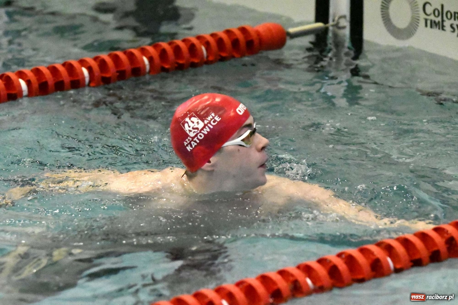 Zdjęcie w galerii na portalu naszraciborz.pl: Pływackie sprinty na pływalni ZSOMS [FOTO i WIDEO] wiadomości z regionu
