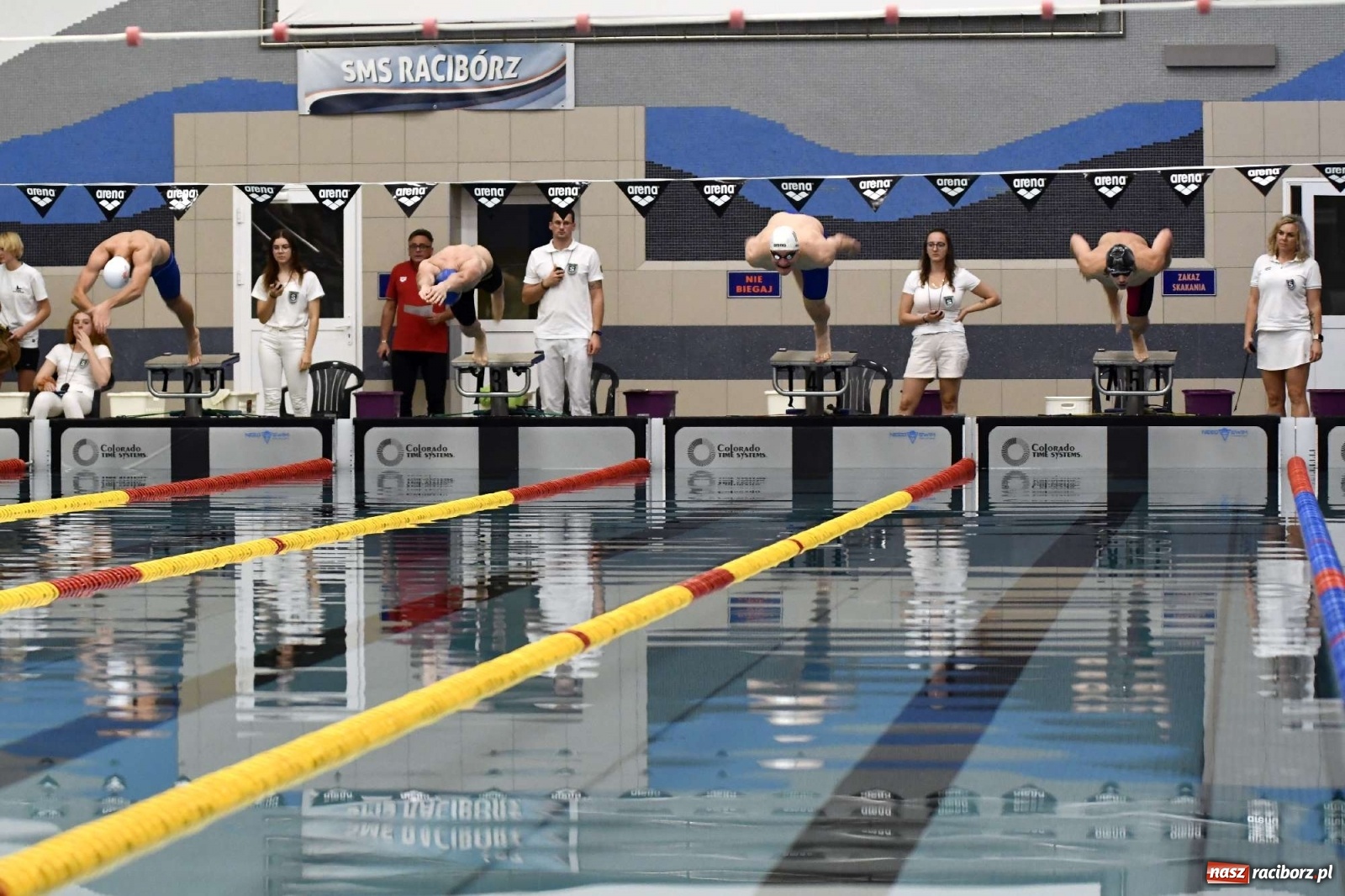 Zdjęcie w galerii na portalu naszraciborz.pl: Pływackie sprinty na pływalni ZSOMS [FOTO i WIDEO] wiadomości z regionu