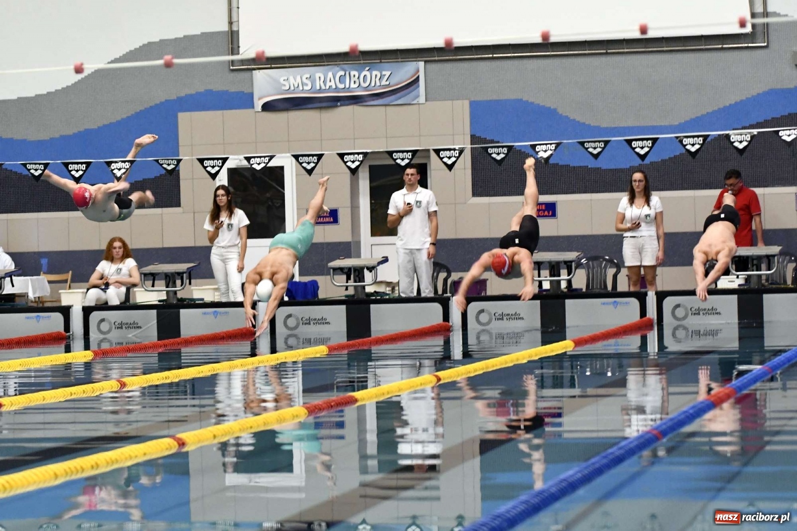 Zdjęcie w galerii na portalu naszraciborz.pl: Pływackie sprinty na pływalni ZSOMS [FOTO i WIDEO] wiadomości z regionu