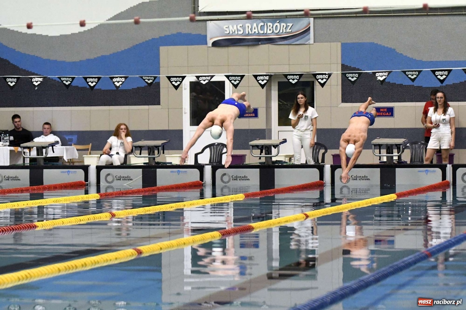 Zdjęcie w galerii na portalu naszraciborz.pl: Pływackie sprinty na pływalni ZSOMS [FOTO i WIDEO] wiadomości z regionu