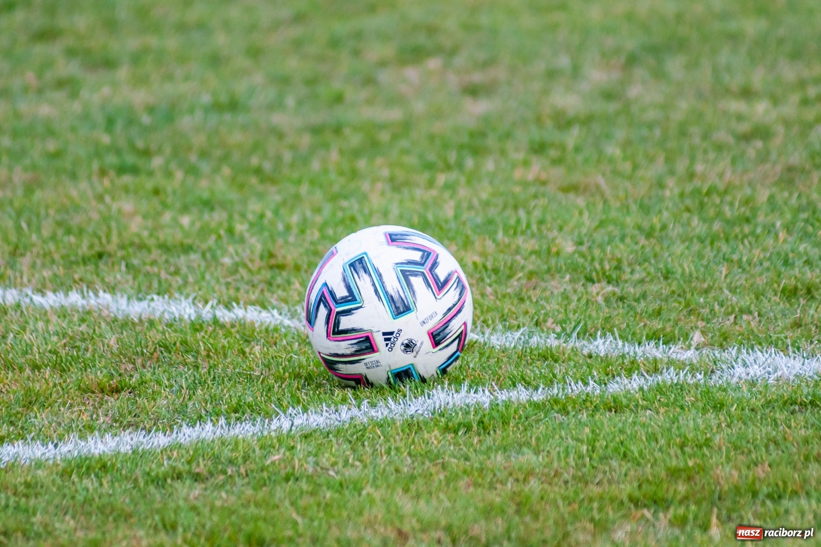 Zdjęcie w galerii na portalu naszraciborz.pl: Piłkarze Markowic zrobili prezent trenerowi [FOTO] wiadomości z regionu