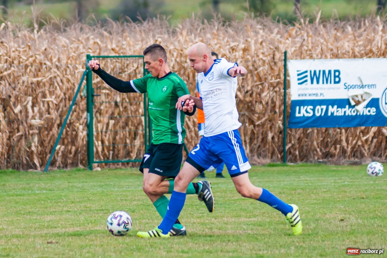 Zdjęcie w galerii na portalu naszraciborz.pl: Piłkarze Markowic zrobili prezent trenerowi [FOTO] wiadomości z regionu