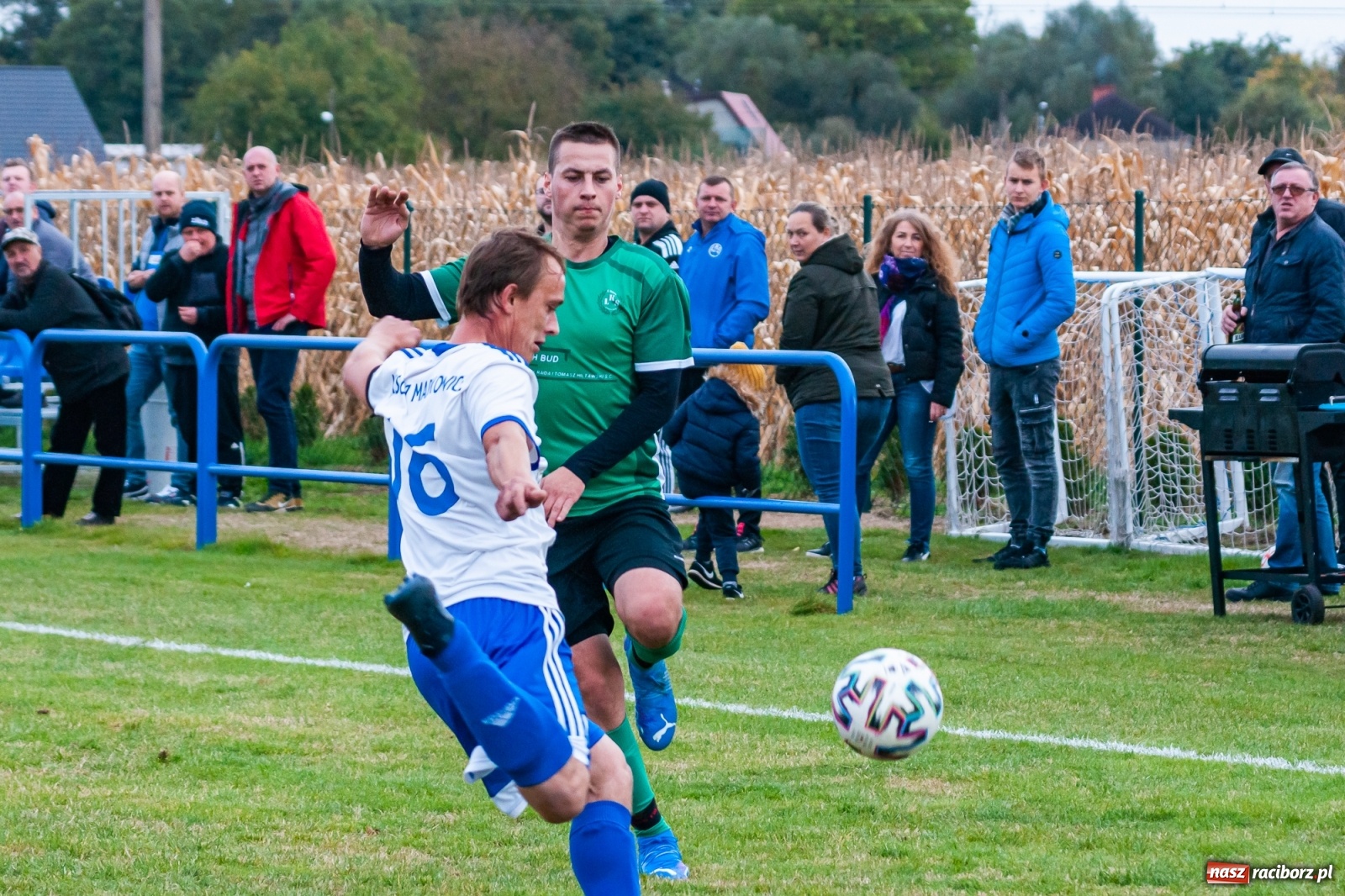 Zdjęcie w galerii na portalu naszraciborz.pl: Piłkarze Markowic zrobili prezent trenerowi [FOTO] wiadomości z regionu