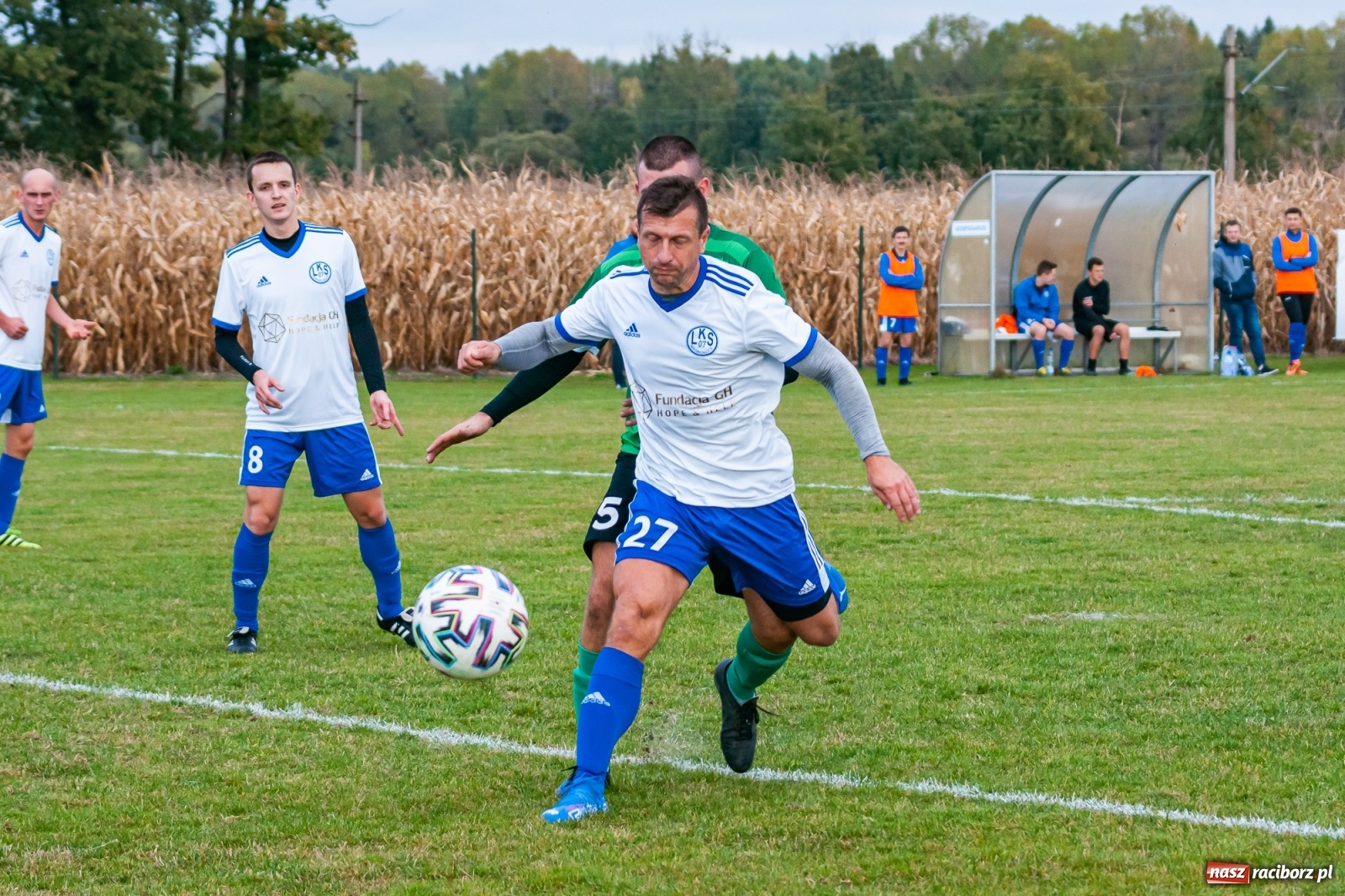 Zdjęcie w galerii na portalu naszraciborz.pl: Piłkarze Markowic zrobili prezent trenerowi [FOTO] wiadomości z regionu