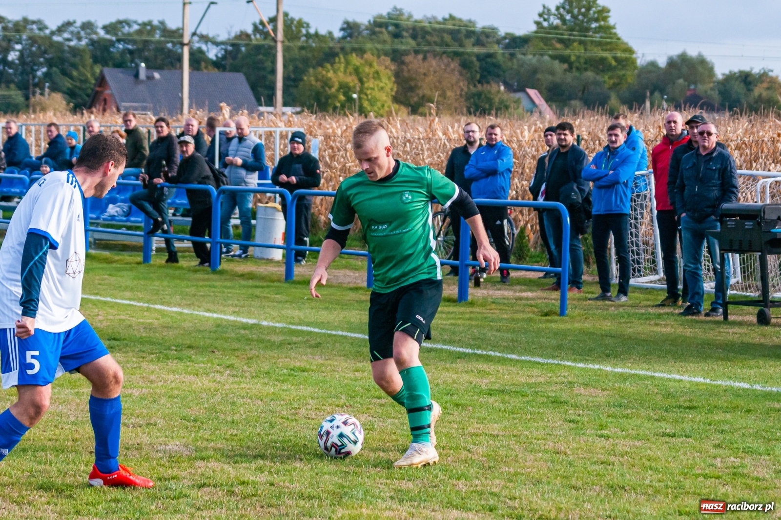 Zdjęcie w galerii na portalu naszraciborz.pl: Piłkarze Markowic zrobili prezent trenerowi [FOTO] wiadomości z regionu