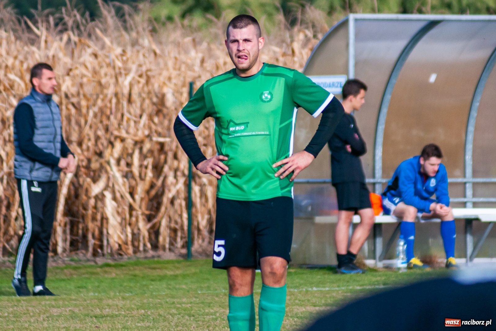 Zdjęcie w galerii na portalu naszraciborz.pl: Piłkarze Markowic zrobili prezent trenerowi [FOTO] wiadomości z regionu