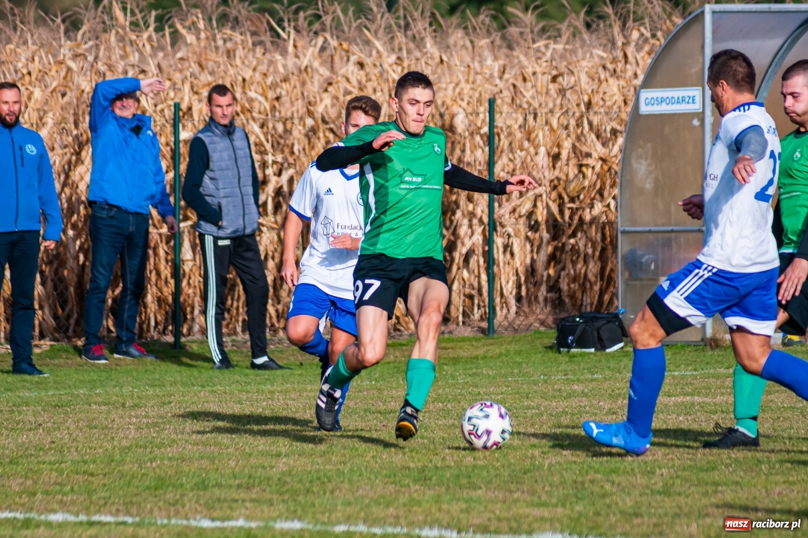 Zdjęcie w galerii na portalu naszraciborz.pl: Piłkarze Markowic zrobili prezent trenerowi [FOTO] wiadomości z regionu