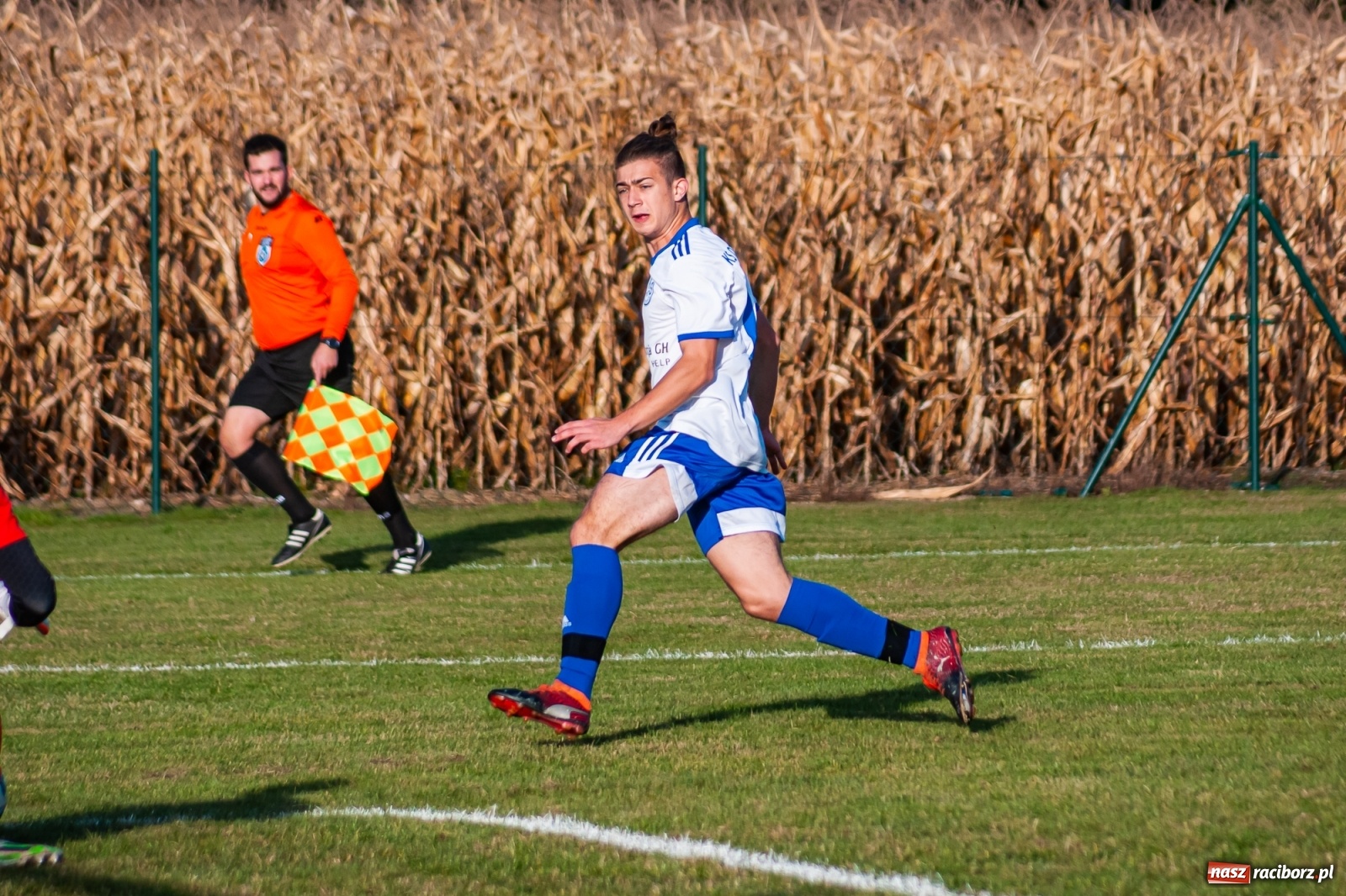 Zdjęcie w galerii na portalu naszraciborz.pl: Piłkarze Markowic zrobili prezent trenerowi [FOTO] wiadomości z regionu