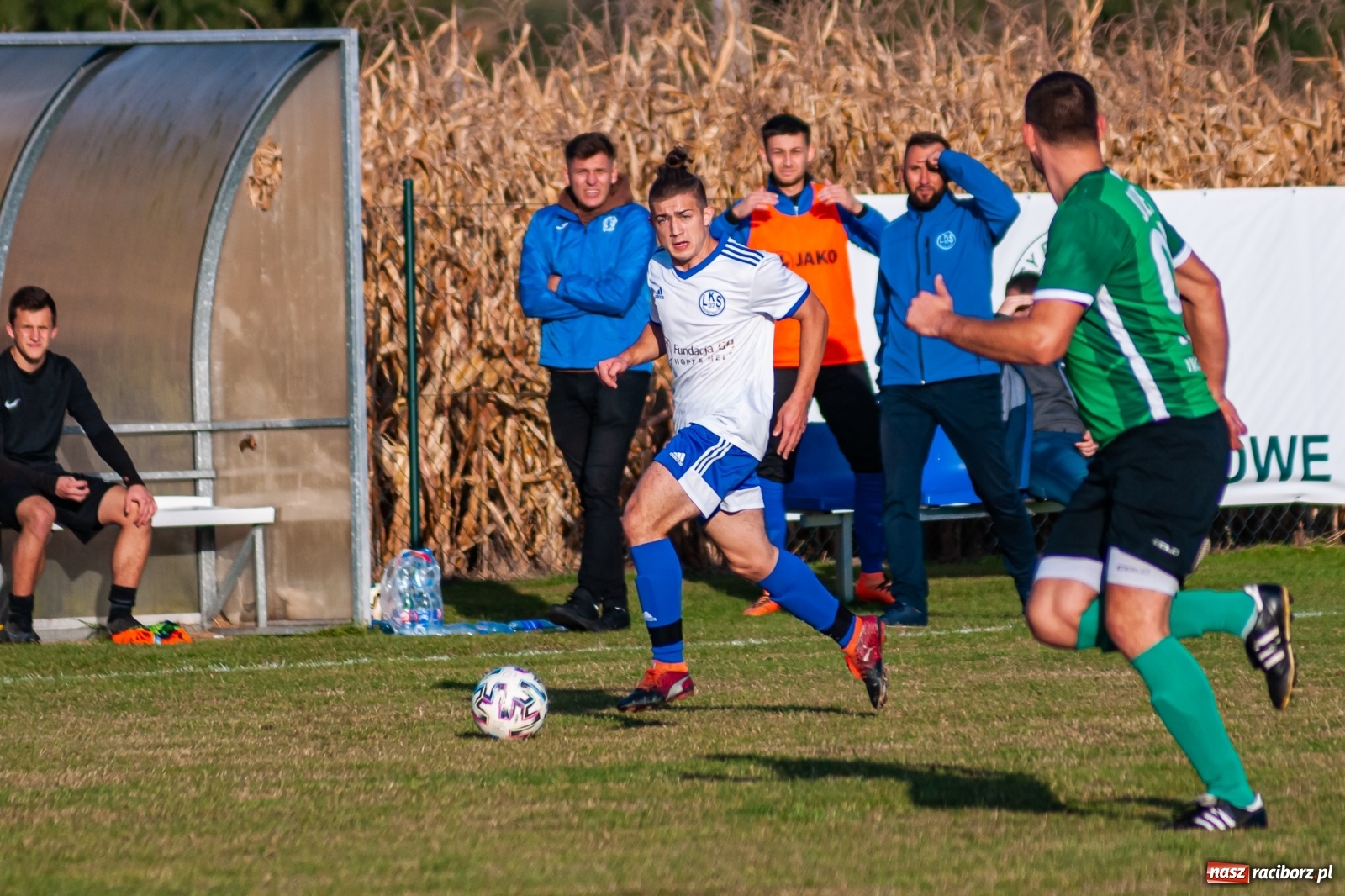 Zdjęcie w galerii na portalu naszraciborz.pl: Piłkarze Markowic zrobili prezent trenerowi [FOTO] wiadomości z regionu