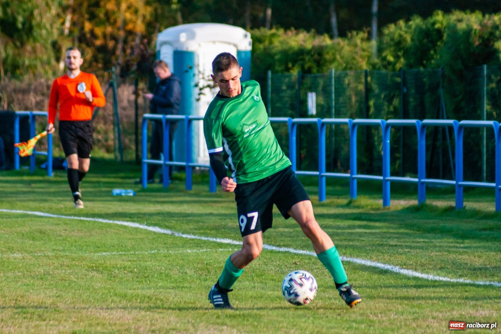 Zdjęcie w galerii na portalu naszraciborz.pl: Piłkarze Markowic zrobili prezent trenerowi [FOTO] wiadomości z regionu