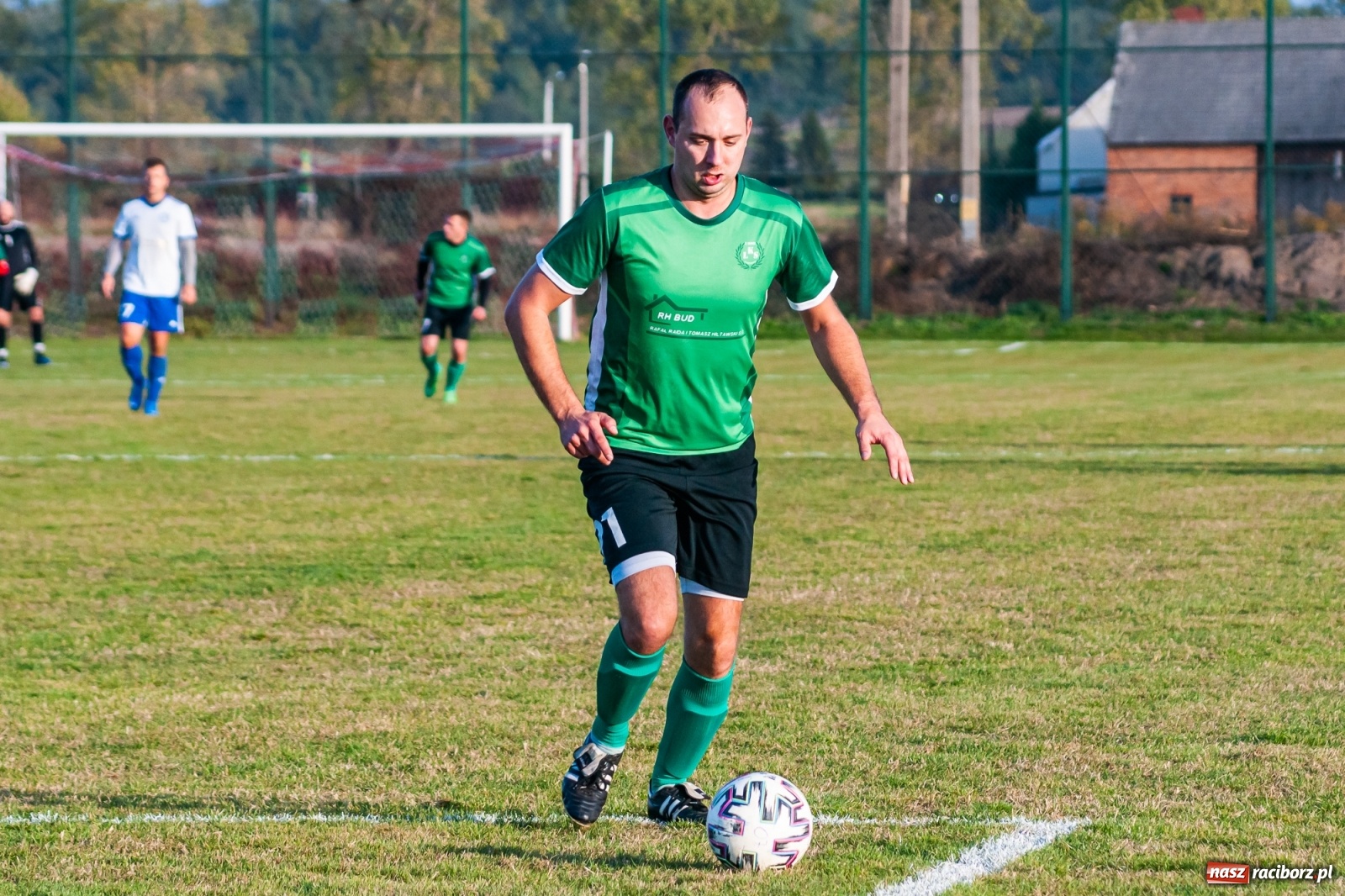 Zdjęcie w galerii na portalu naszraciborz.pl: Piłkarze Markowic zrobili prezent trenerowi [FOTO] wiadomości z regionu