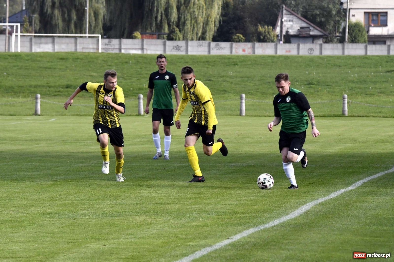 Zdjęcie w galerii na portalu naszraciborz.pl: Tworków dominował na boisku w Lubomi [FOTO i WIDEO] wiadomości z regionu
