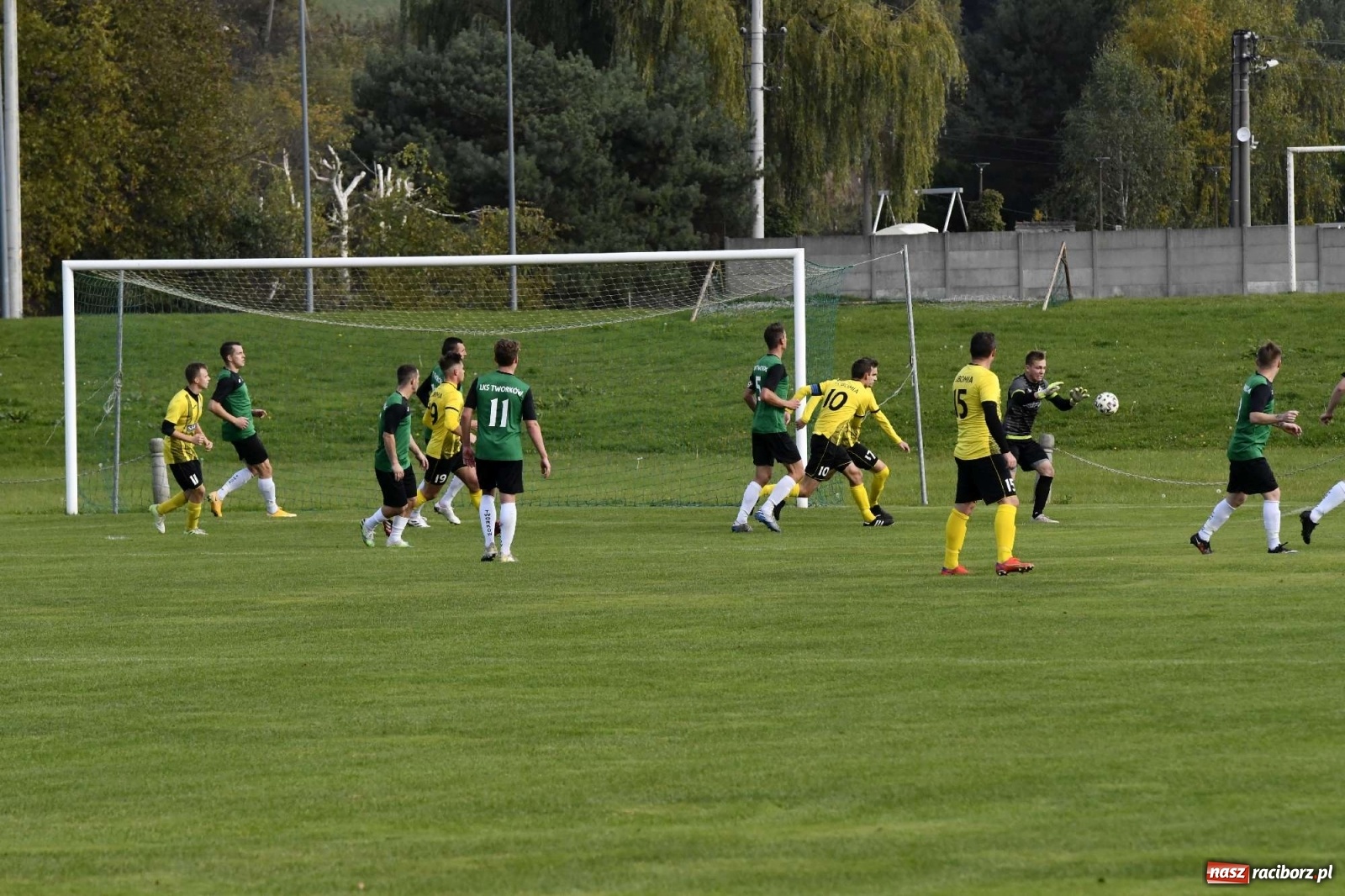 Zdjęcie w galerii na portalu naszraciborz.pl: Tworków dominował na boisku w Lubomi [FOTO i WIDEO] wiadomości z regionu