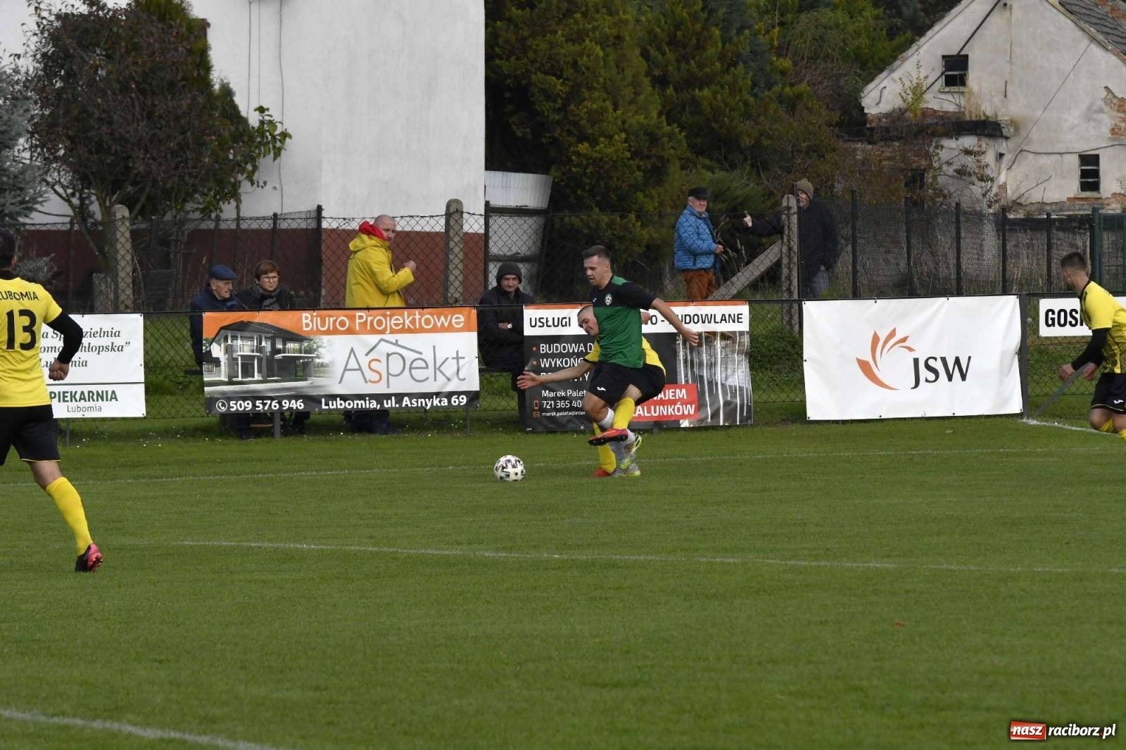 Zdjęcie w galerii na portalu naszraciborz.pl: Tworków dominował na boisku w Lubomi [FOTO i WIDEO] wiadomości z regionu