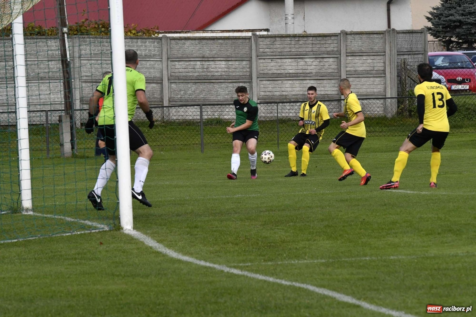 Zdjęcie w galerii na portalu naszraciborz.pl: Tworków dominował na boisku w Lubomi [FOTO i WIDEO] wiadomości z regionu