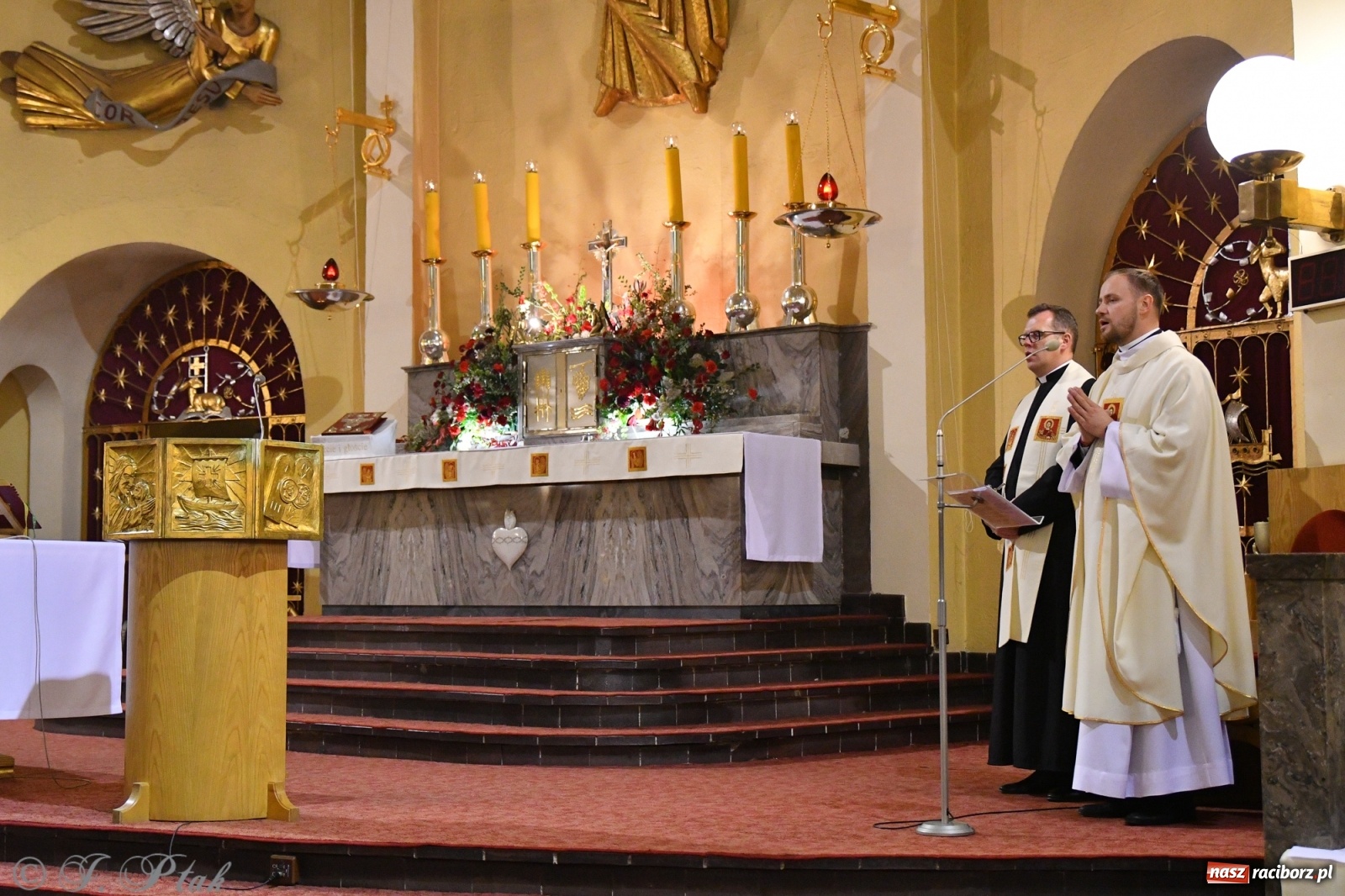 Zdjęcie w galerii na portalu naszraciborz.pl: W 86. rocznicę konsekracji w parafii NSPJ rozpoczęły się misje wiadomości z regionu