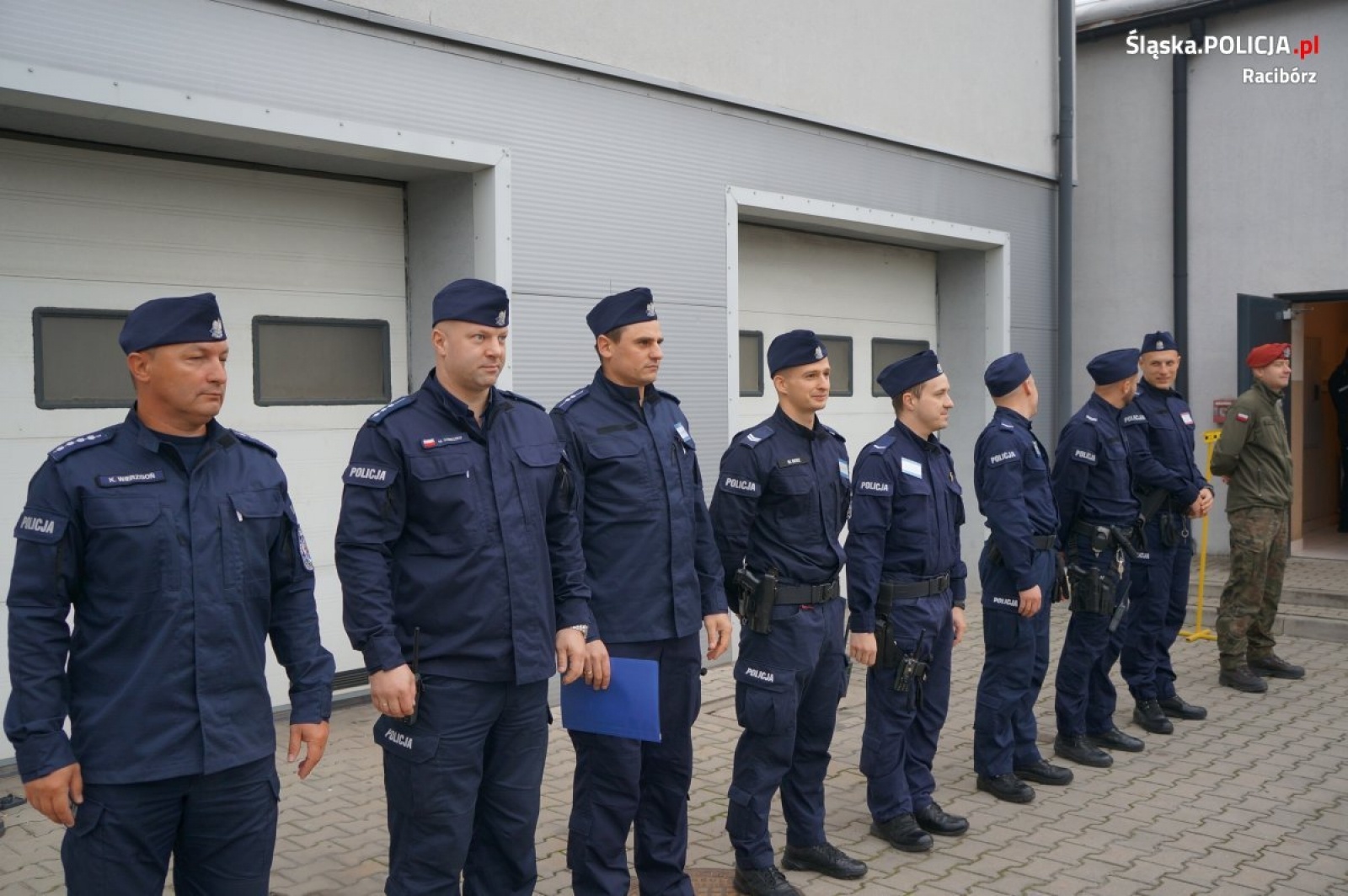 Zdjęcie w galerii na portalu naszraciborz.pl: EGIDA-21. Komenda policji w Raciborzu przeznaczona militaryzacji! Rezerwiści wezwani na ćwiczenia wiadomości z regionu