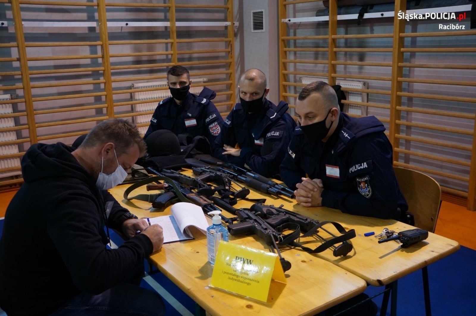 Zdjęcie w galerii na portalu naszraciborz.pl: EGIDA-21. Komenda policji w Raciborzu przeznaczona militaryzacji! Rezerwiści wezwani na ćwiczenia wiadomości z regionu