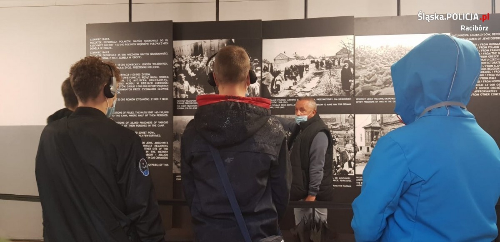 Zdjęcie w galerii na portalu naszraciborz.pl: Raciborscy policjanci i uczniowie przeciw mowie nienawiści wiadomości z regionu