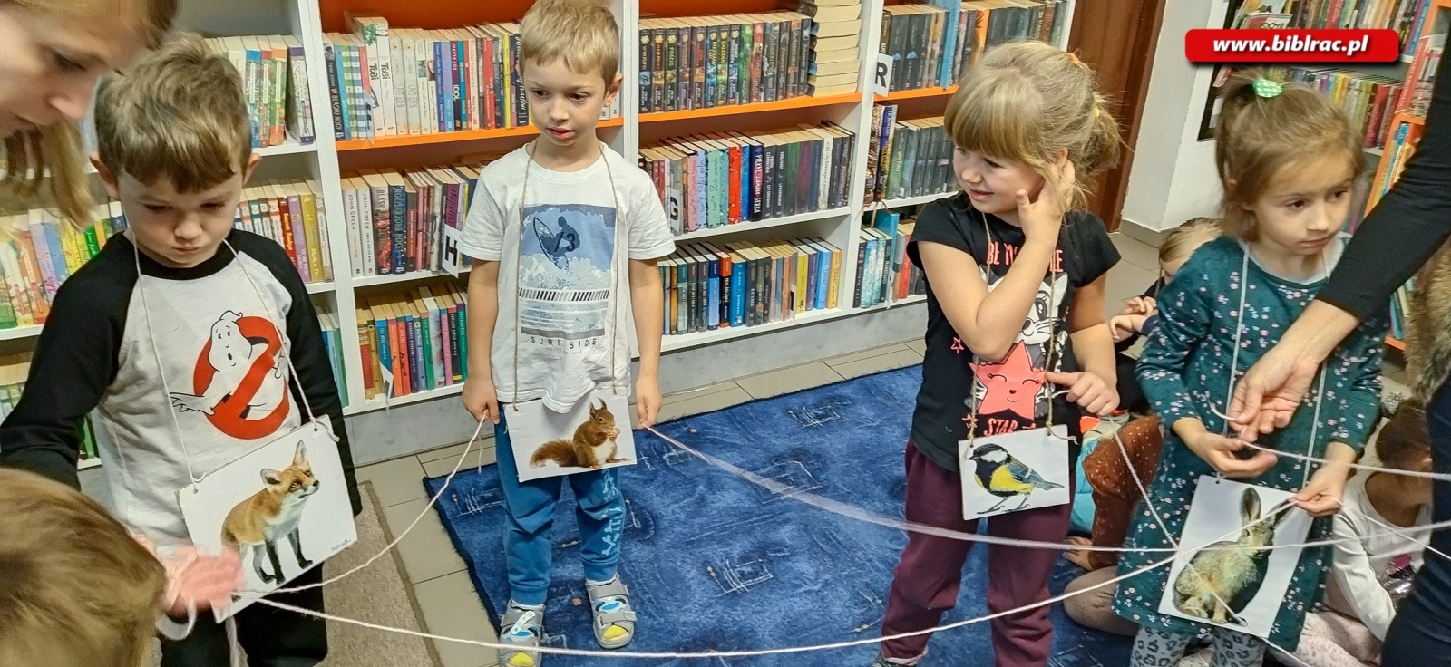 Zdjęcie w galerii na portalu naszraciborz.pl: Upoluję coś czy zje mnie ktoś – naukowo o zwierzętach w bibliotece w Markowicach wiadomości z regionu