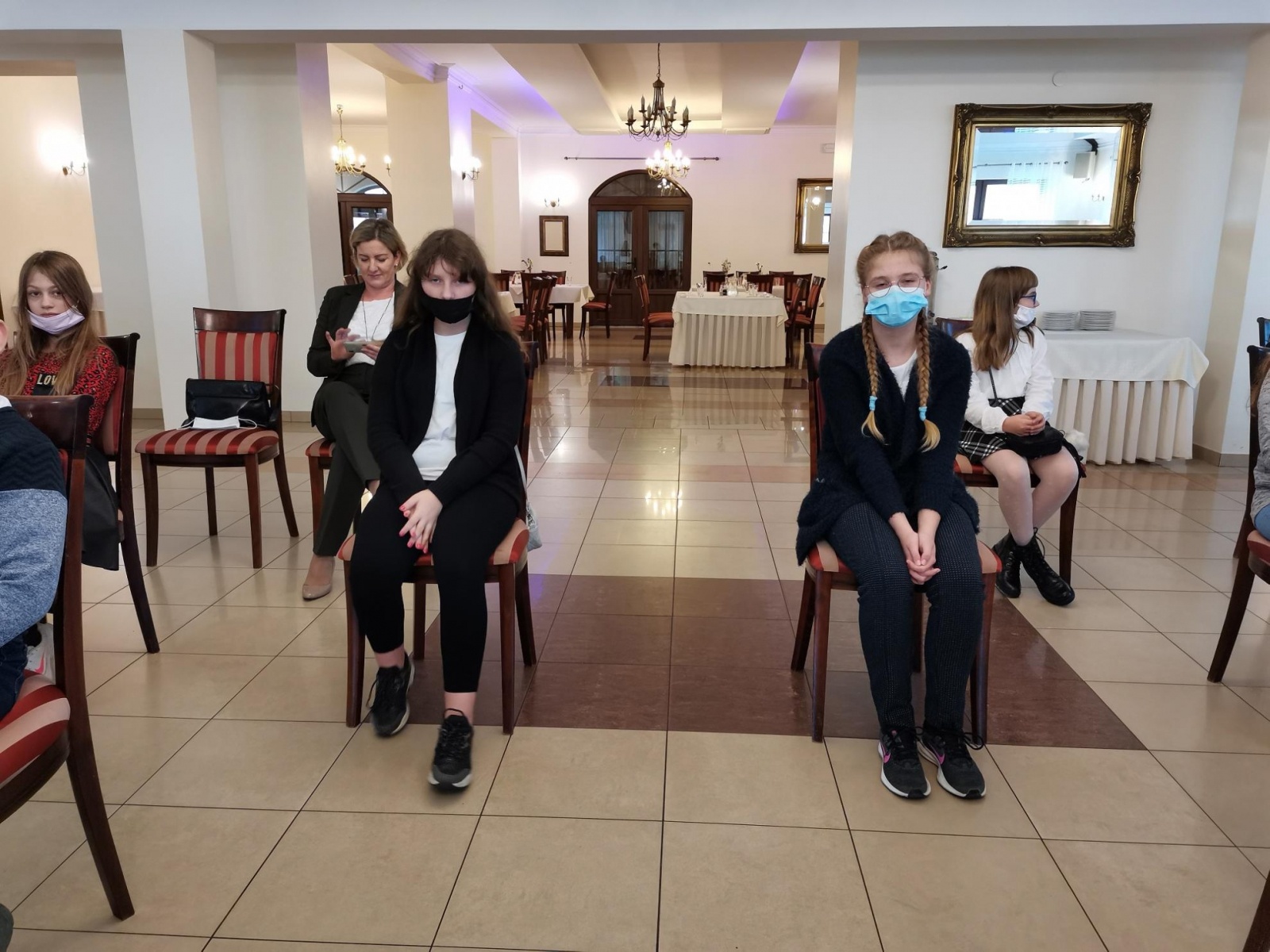 Zdjęcie w galerii na portalu naszraciborz.pl: Sukcesy uczniów z Rudnika w konkursie senackim List do taty wiadomości z regionu